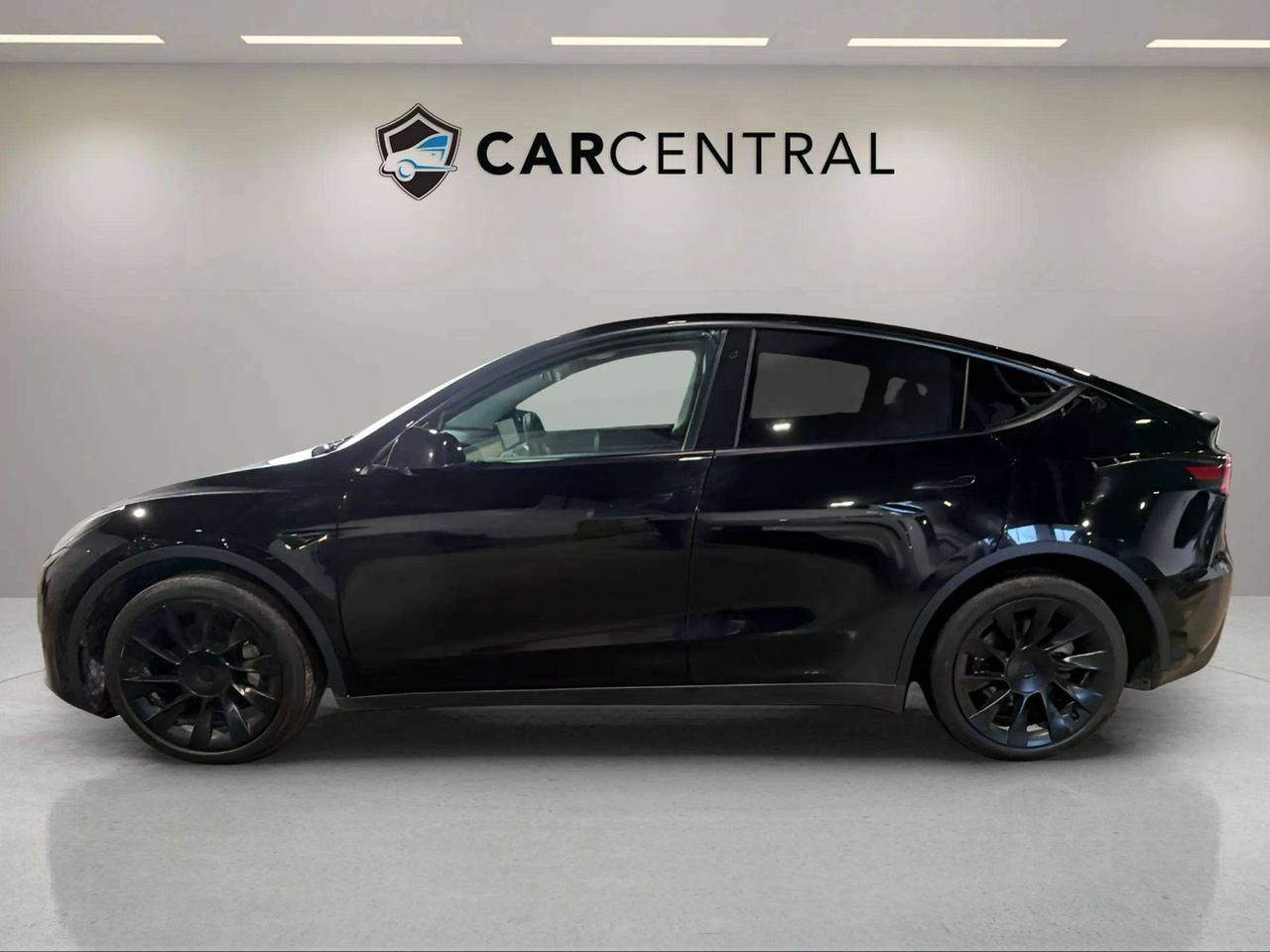 2021 Tesla Model Y LONG RANGE | AWD | GLASS ROOF | HTD SEATS | Photo1