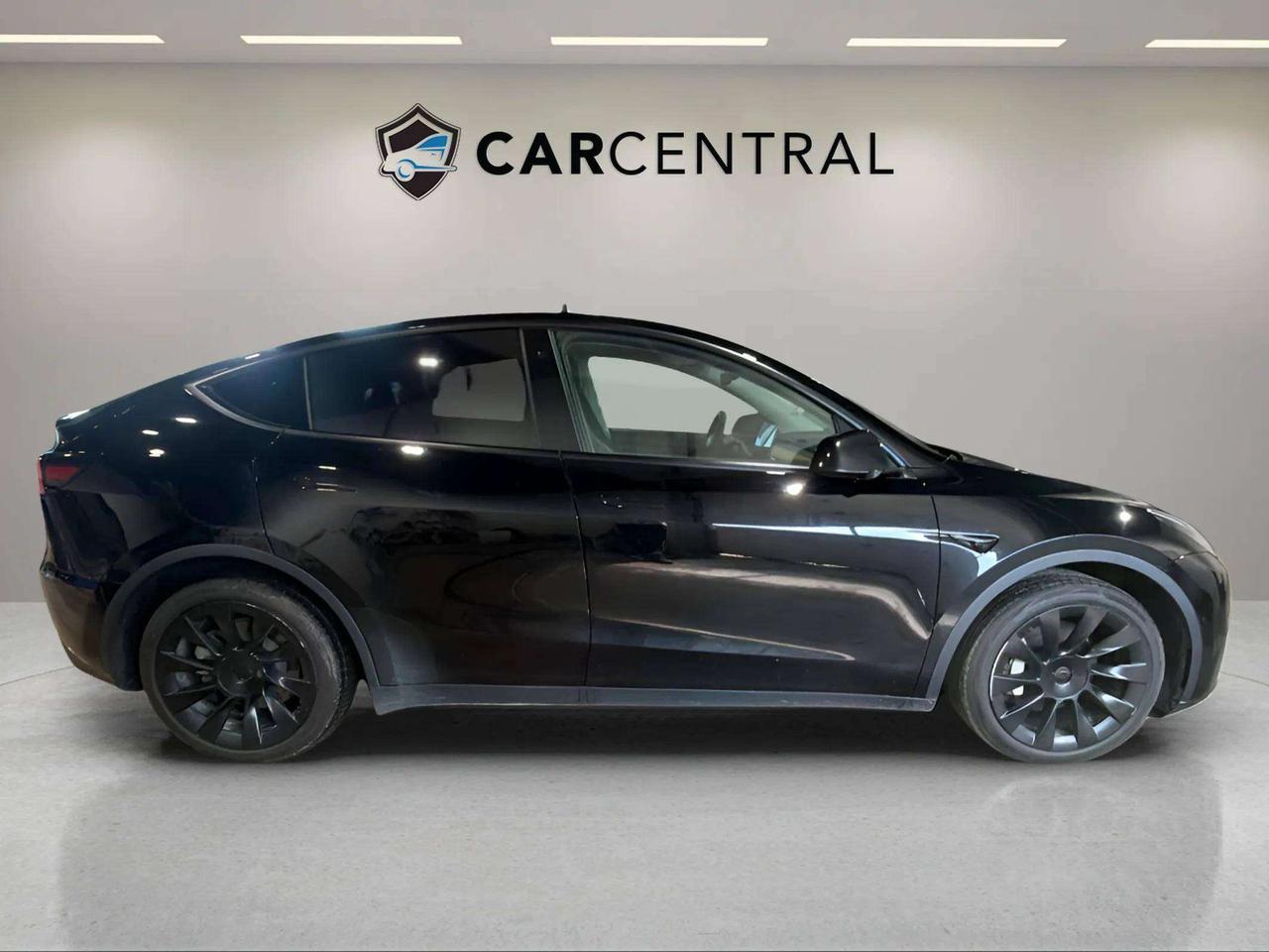 2021 Tesla Model Y LONG RANGE | AWD | GLASS ROOF | HTD SEATS | Photo