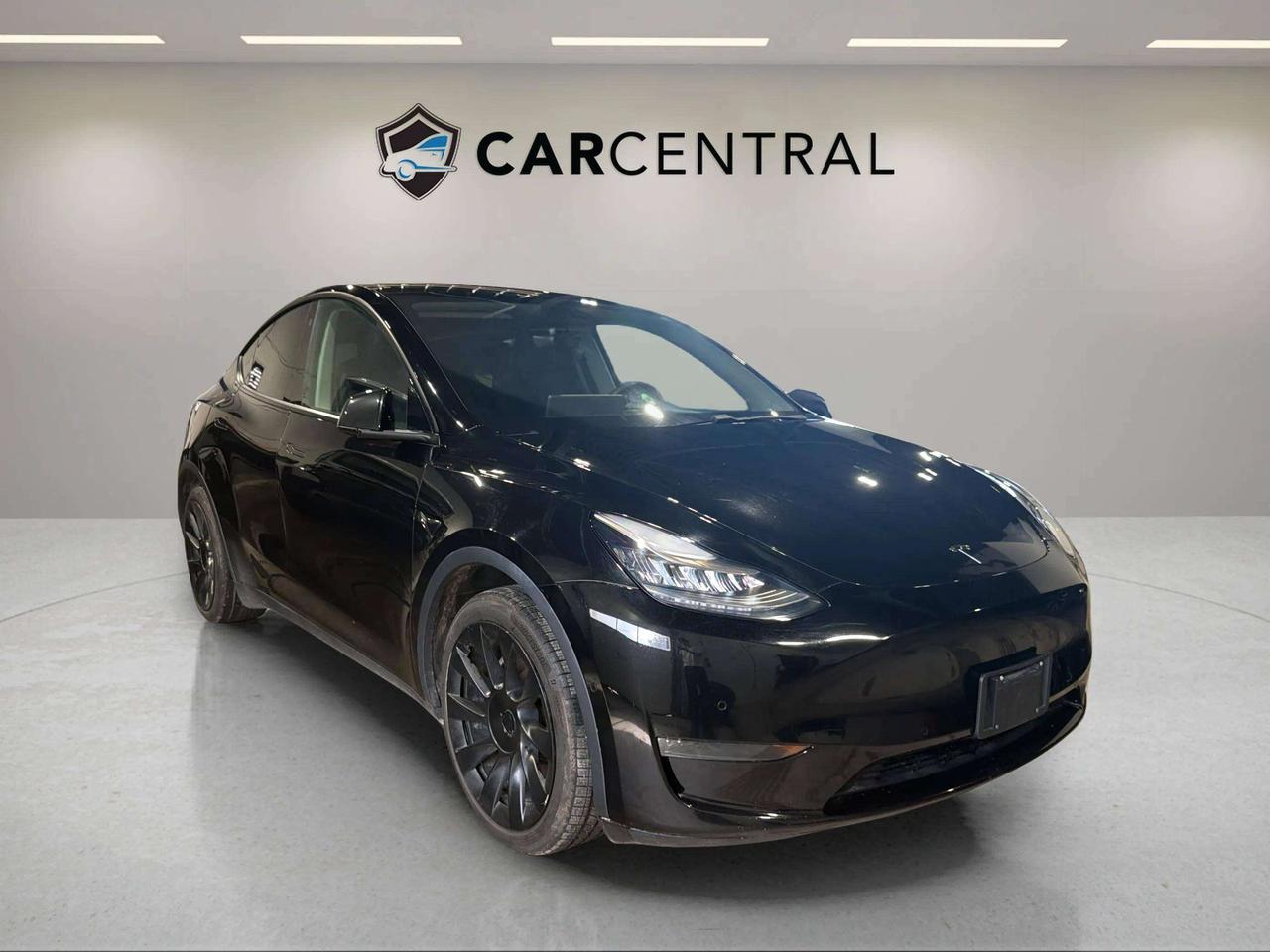 2021 Tesla Model Y LONG RANGE | AWD | GLASS ROOF | HTD SEATS | Photo