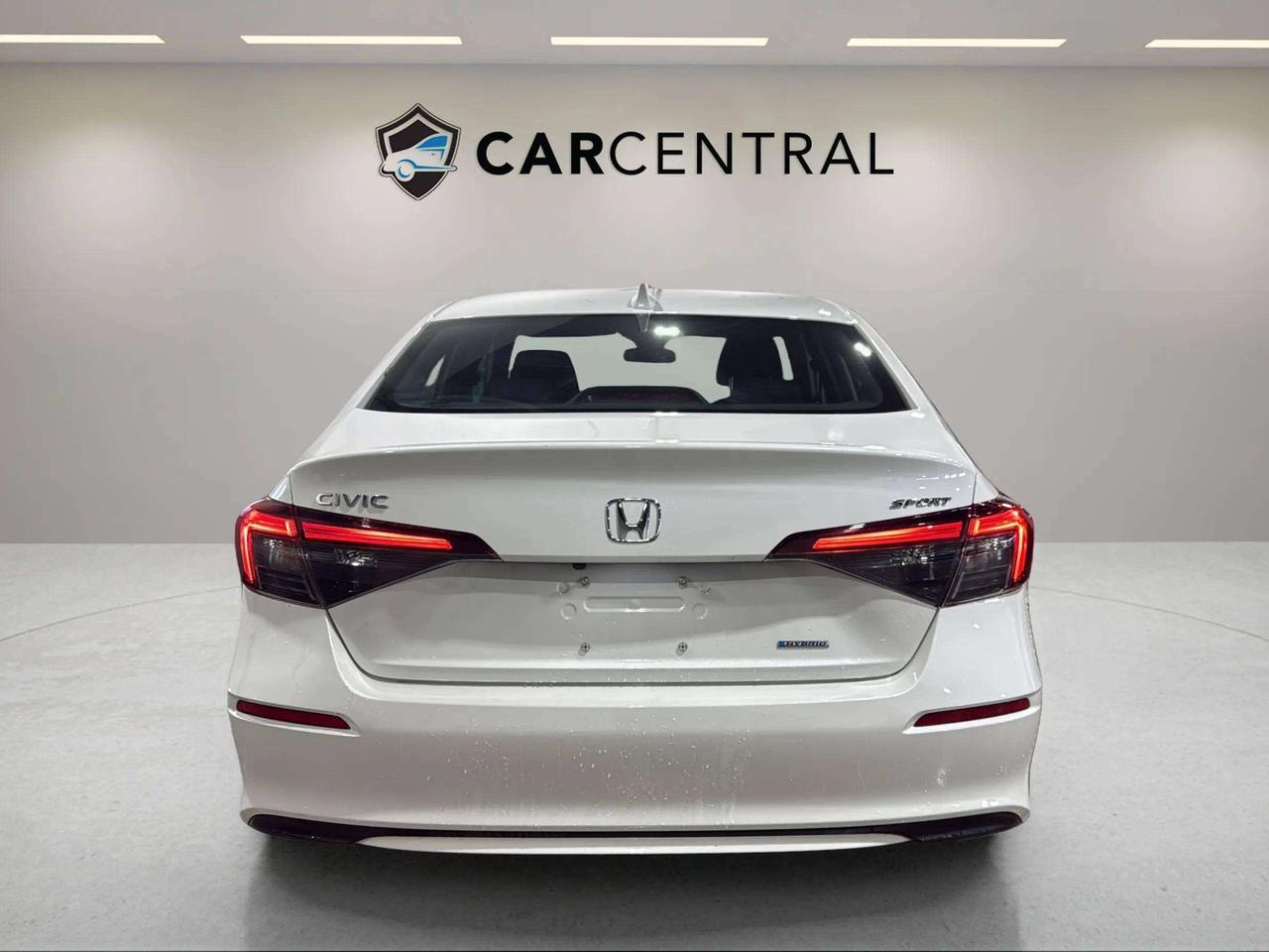 2025 Honda Civic SPORT HYBRID | SUNROOF | CARPLAY | LANE ASST Photo