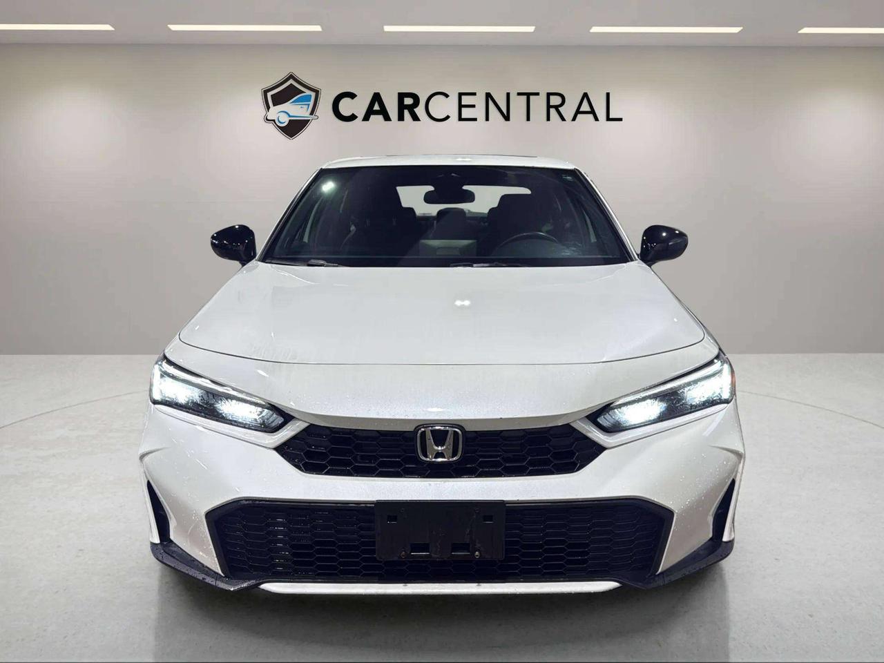 2025 Honda Civic SPORT HYBRID | SUNROOF | CARPLAY | LANE ASST Photo