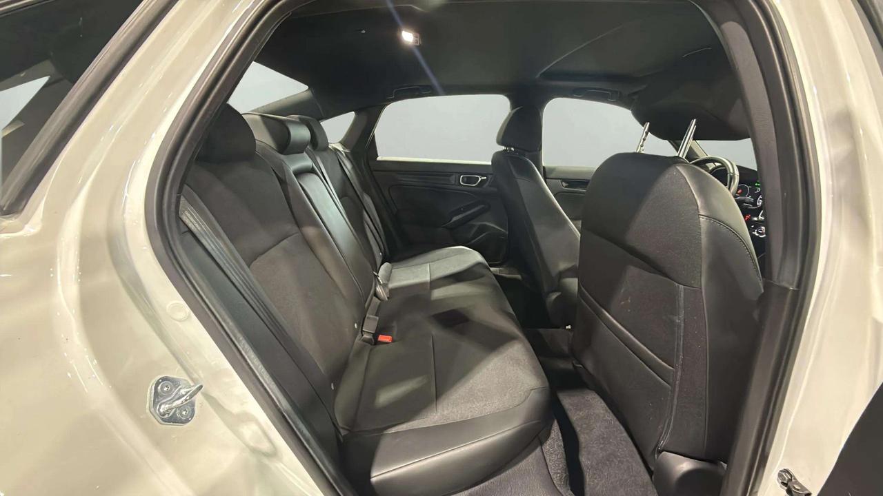 2025 Honda Civic SPORT HYBRID | SUNROOF | CARPLAY | LANE ASST Photo