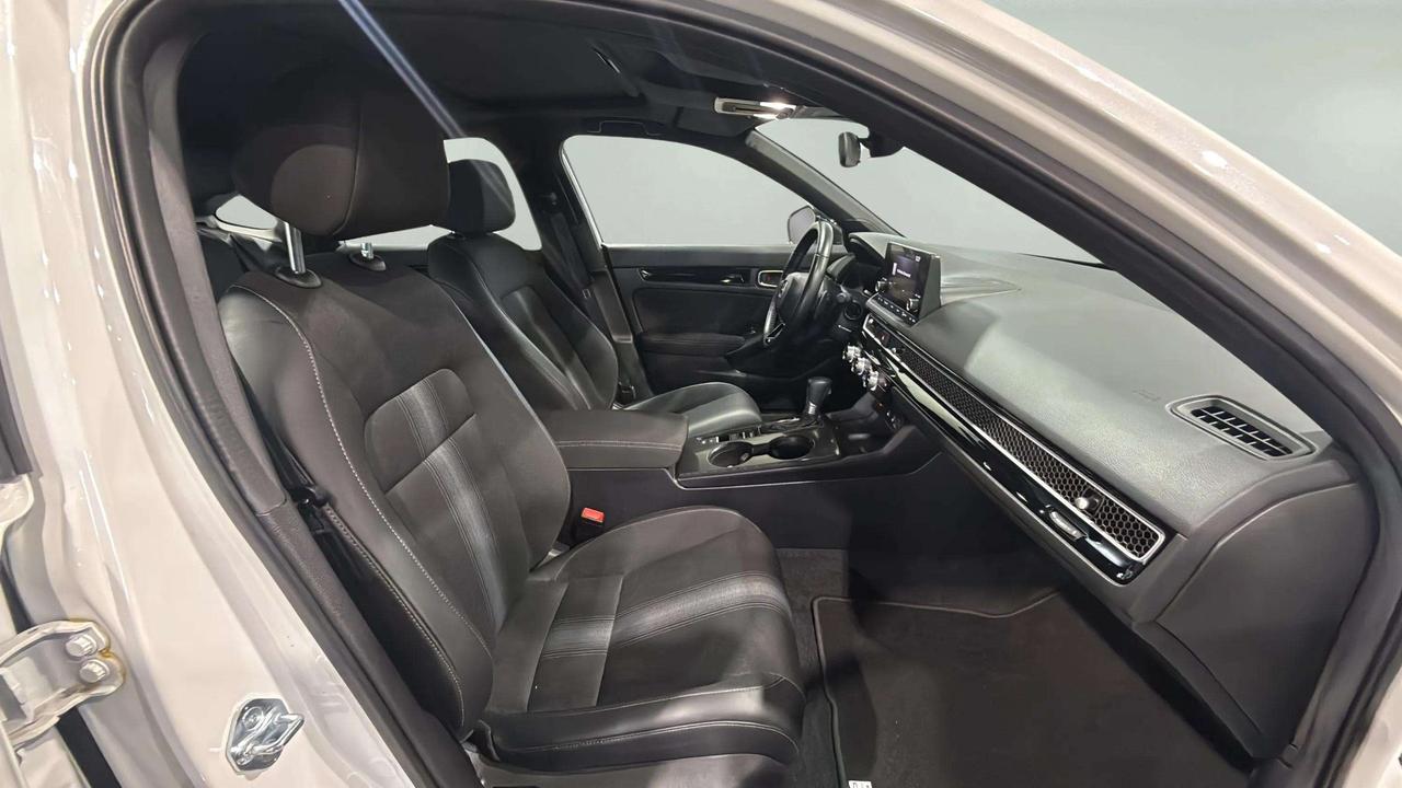 2025 Honda Civic SPORT HYBRID | SUNROOF | CARPLAY | LANE ASST Photo