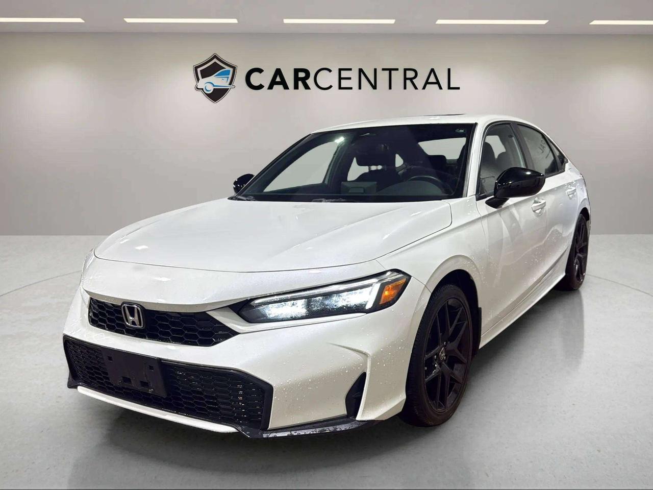 2025 Honda Civic SPORT HYBRID | SUNROOF | CARPLAY | LANE ASST Photo