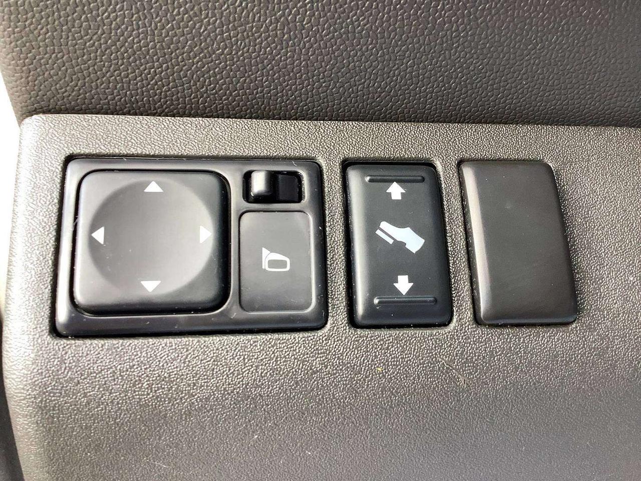 14687198.832645574