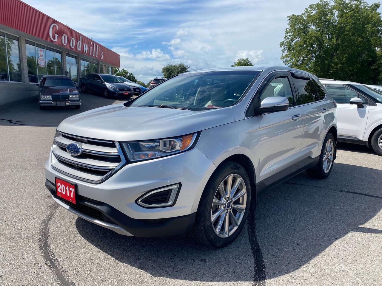 2017 Ford Edge TITANIUM, CLEAN CARFAX, REMOTE START, LEATHER! Photo