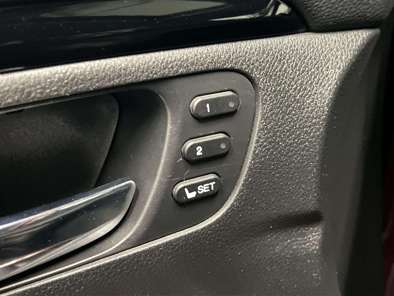 2019 Honda Ridgeline TOURING AWD | LEATHER |SUNROOF | CARPLAY | TONNEAU Photo