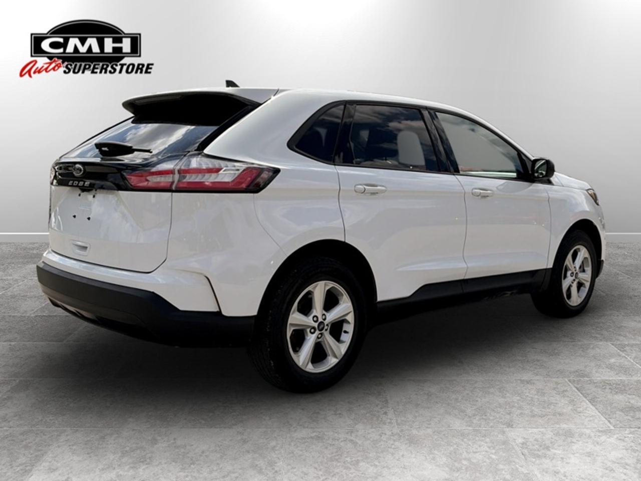 2022 Ford Edge SE Photo3