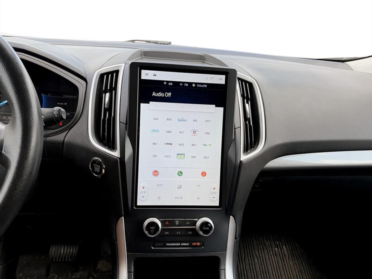2022 Ford Edge SE Photo