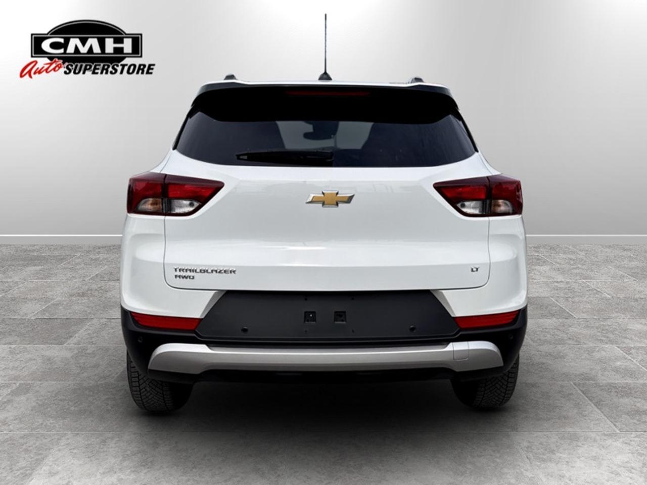 2024 Chevrolet TrailBlazer LT  **CLEAN CARFAX** Photo
