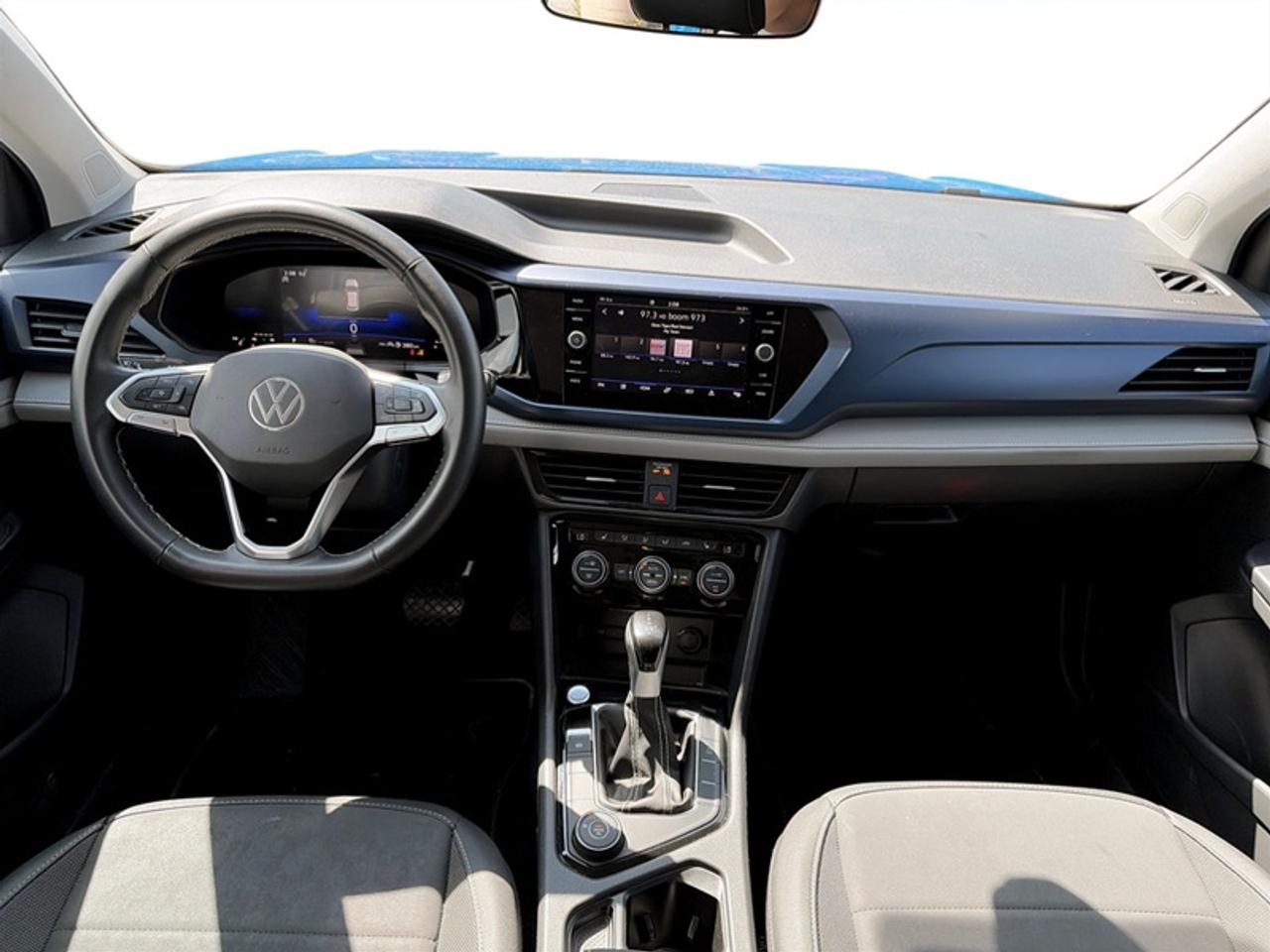 2024 Volkswagen Taos Comfortline  **GREAT COLOR** Photo