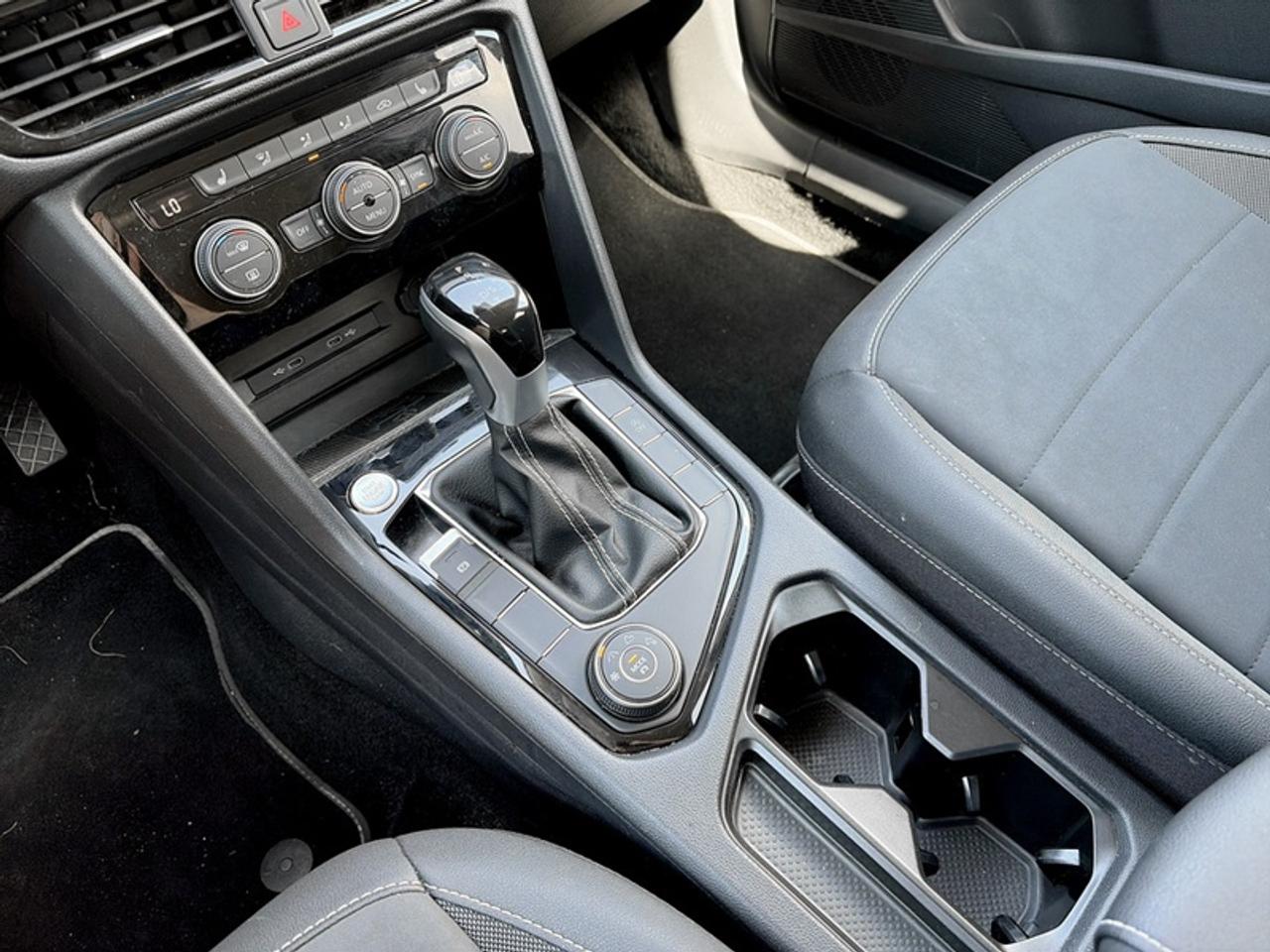2024 Volkswagen Taos Comfortline  **GREAT COLOR** Photo