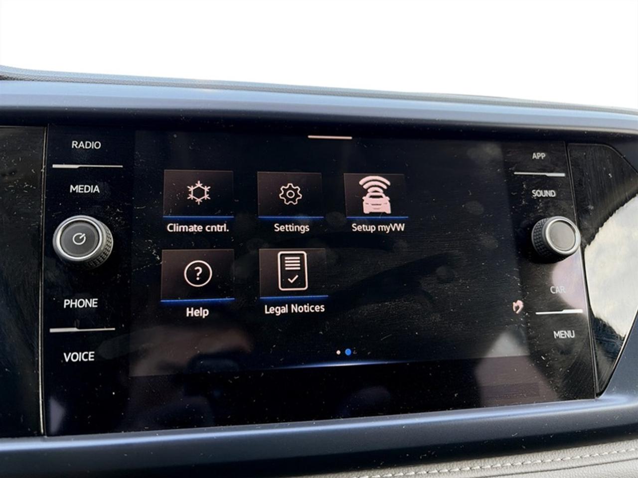 2024 Volkswagen Taos Comfortline  **GREAT COLOR** Photo