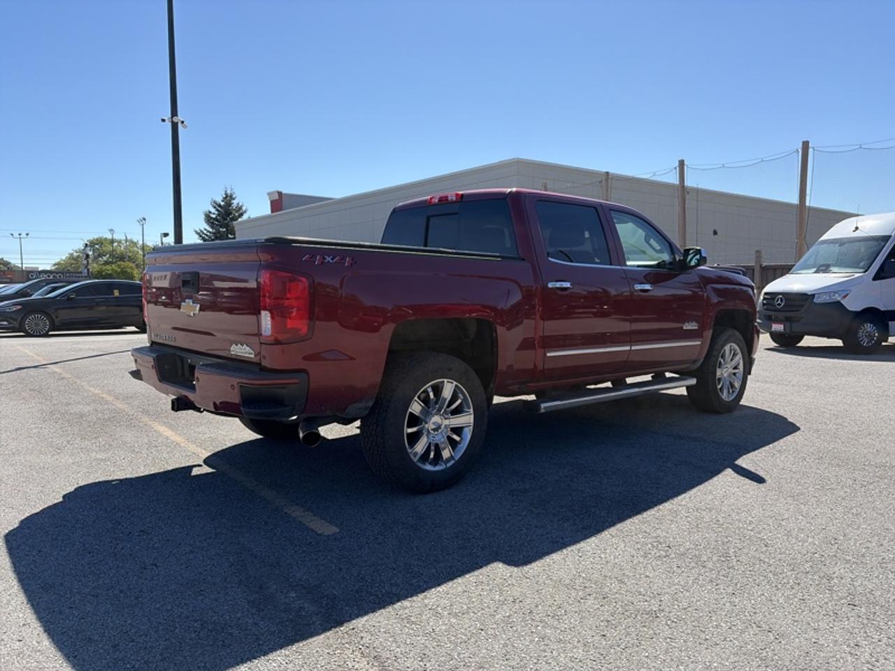 2018 Chevrolet Silverado 1500 High Country Photo