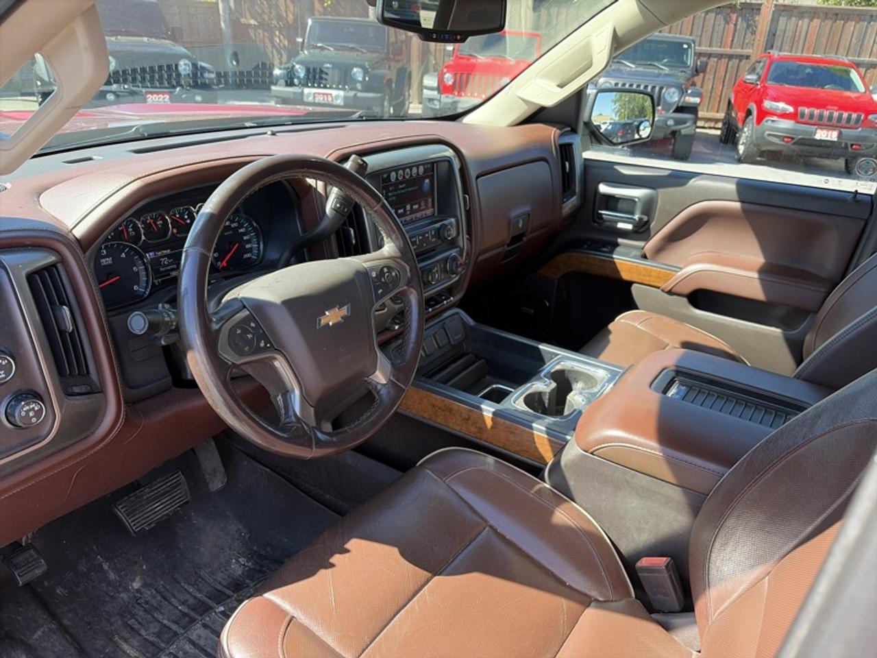 2018 Chevrolet Silverado 1500 High Country Photo
