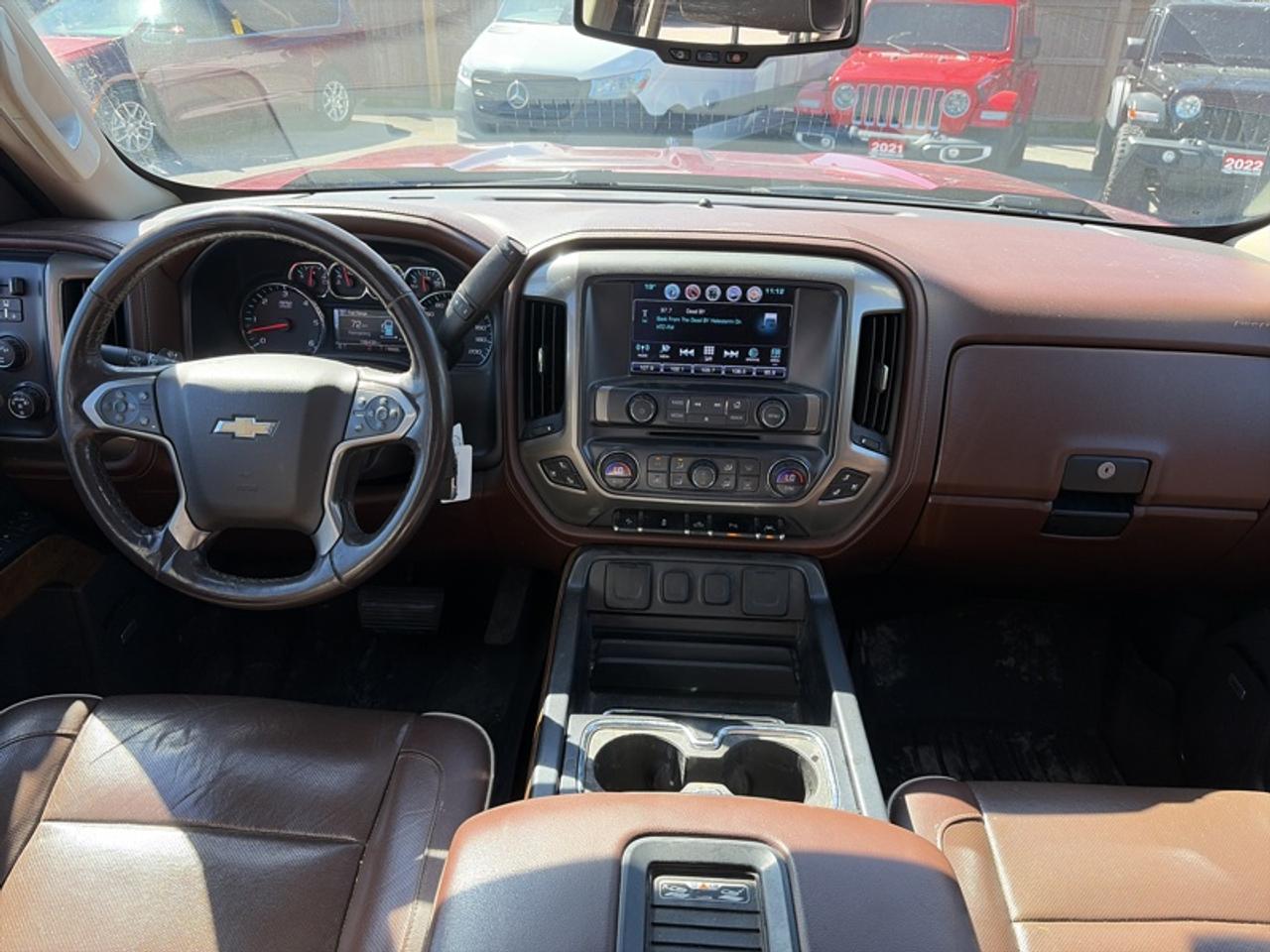 2018 Chevrolet Silverado 1500 High Country Photo