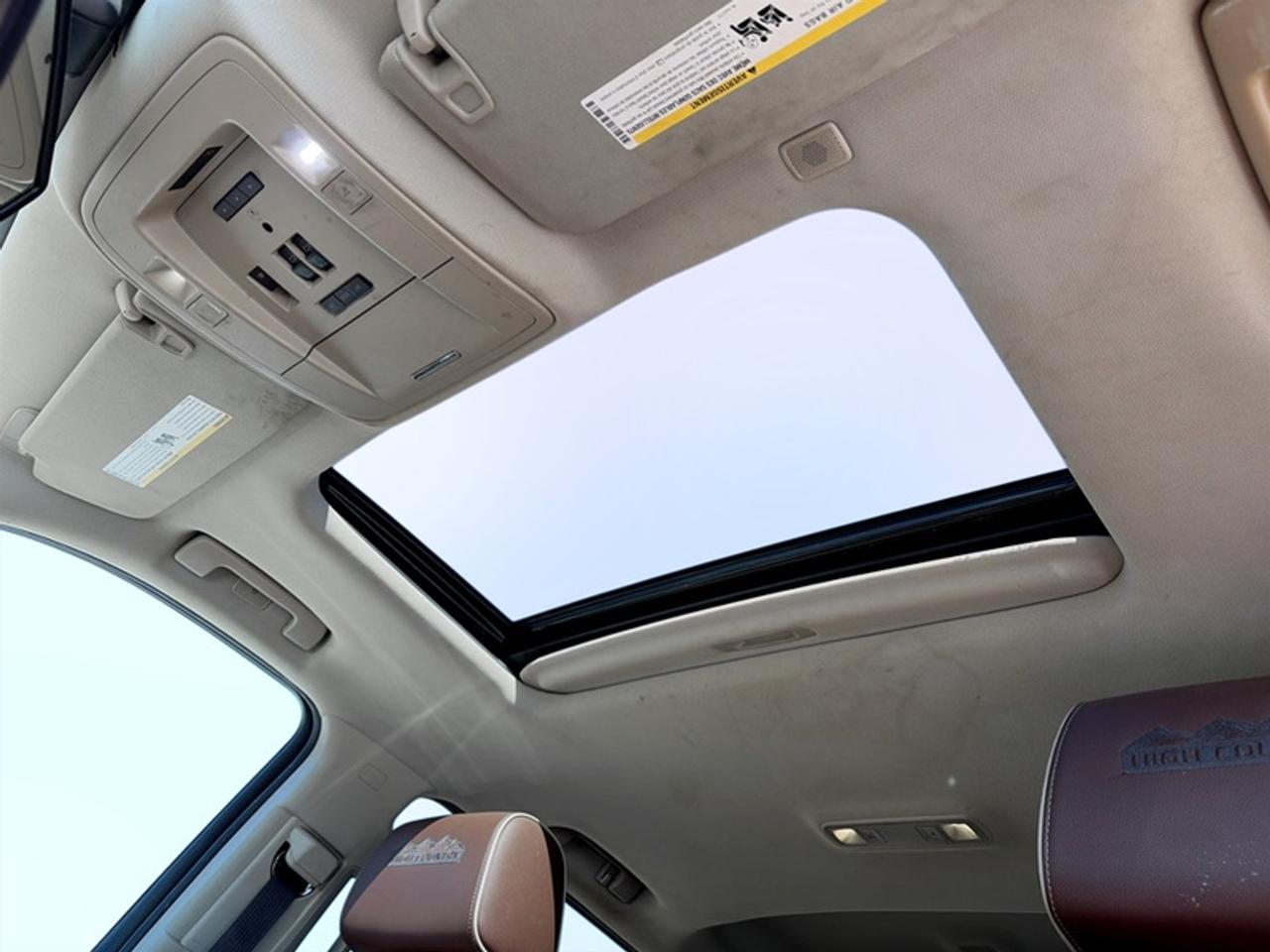 2018 Chevrolet Silverado 1500 High Country Photo