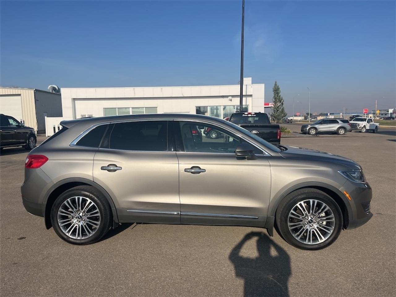2016 Lincoln MKX Reserve  - Leather Seats -  Cooled Seats Photo