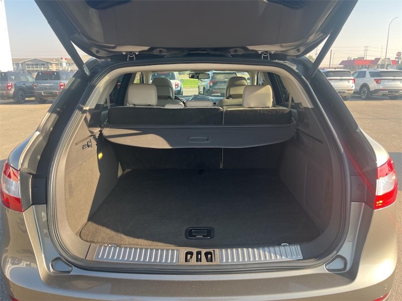 2016 Lincoln MKX Reserve  - Leather Seats -  Cooled Seats Photo5