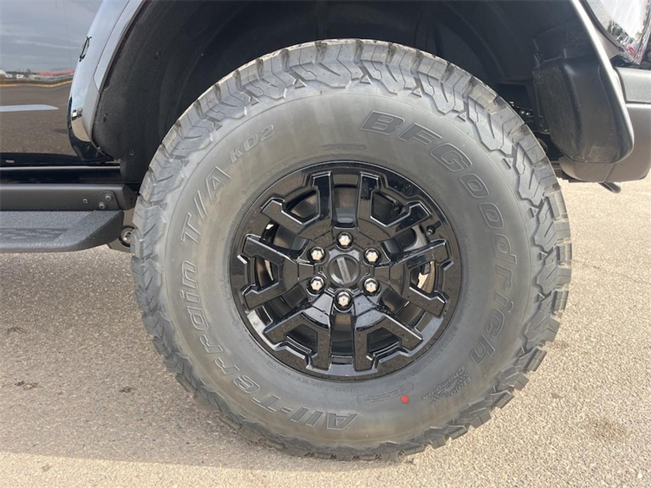 2026 Ford Bronco Raptor  - Leather Seats Photo5