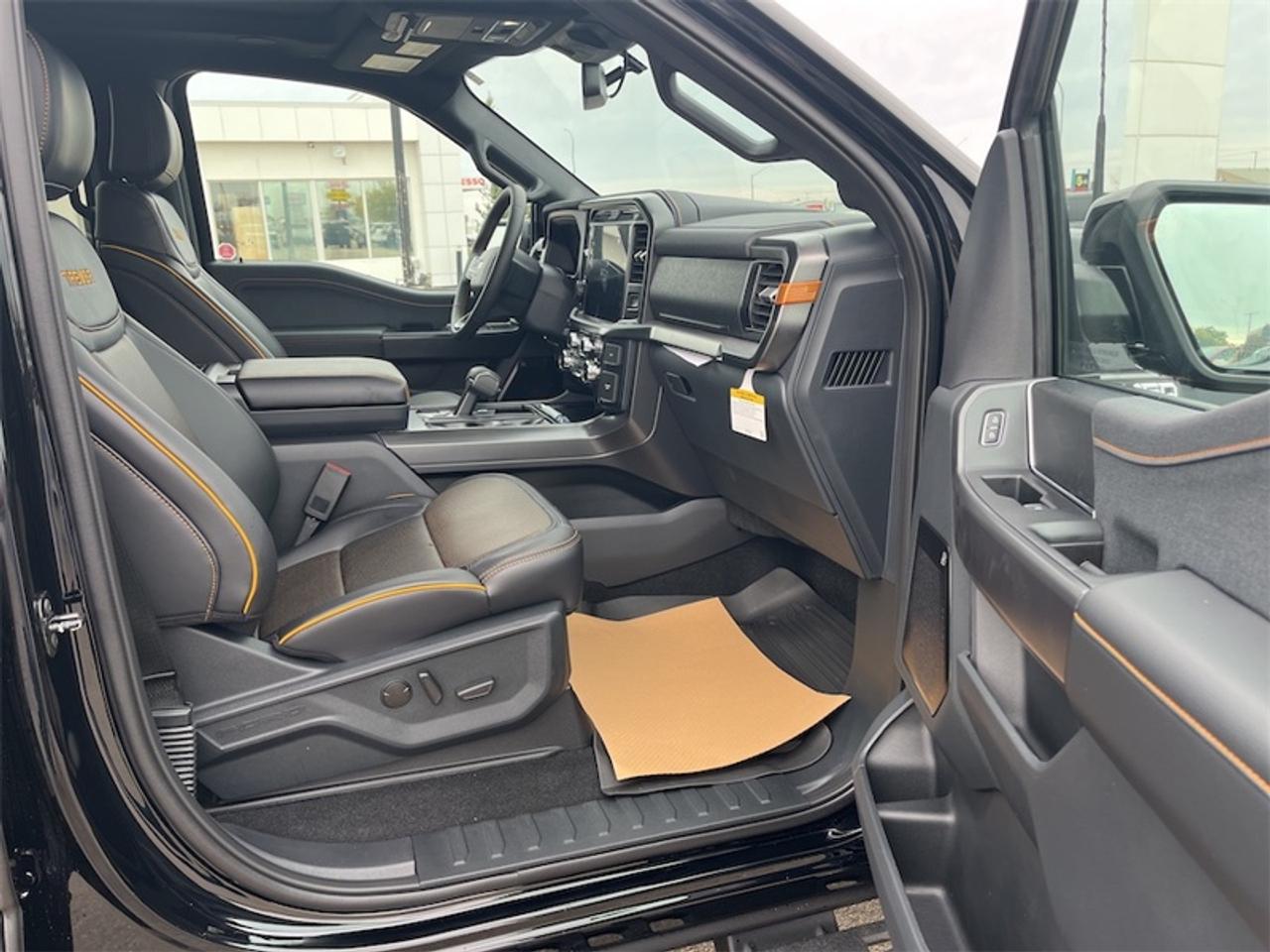 2026 Ford F-150 Tremor  - Leather Seats - Sunroof Photo5