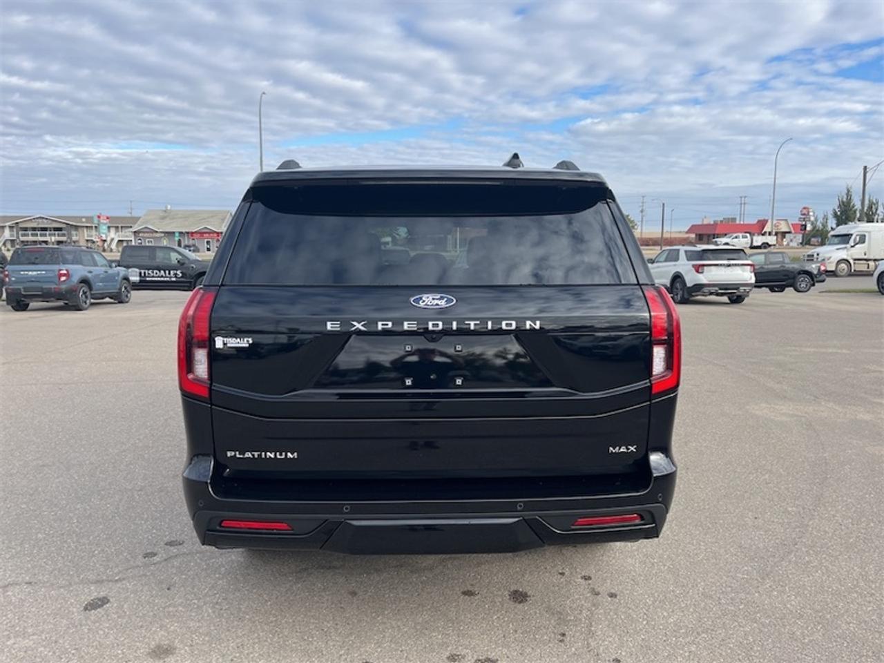 2027 Ford Expedition Platinum Max Photo5