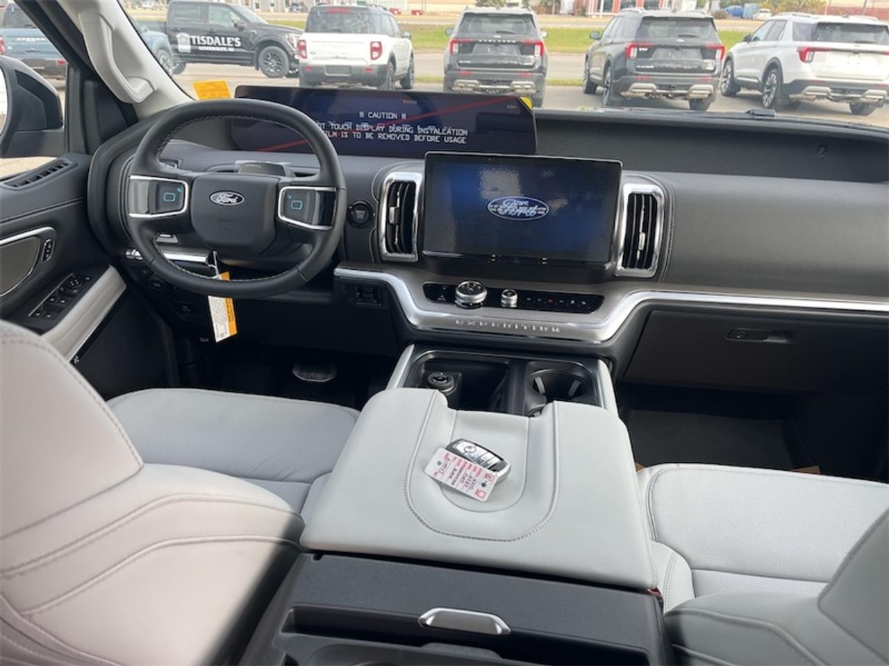 2027 Ford Expedition Platinum Max Photo5
