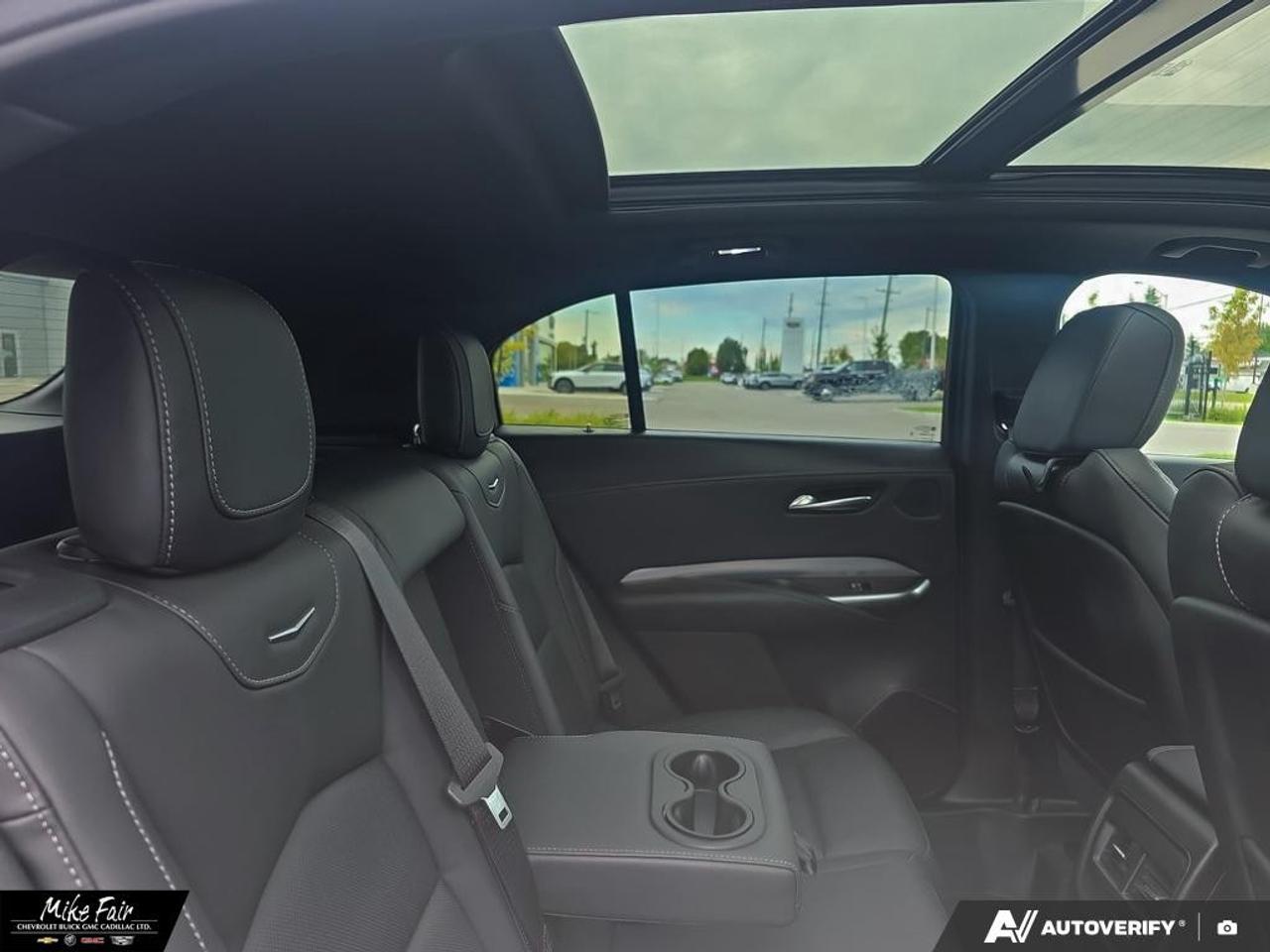 2022 Cadillac XT4 AWD 4dr Premium Luxury Photo