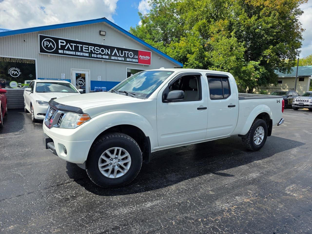 2018 Nissan Frontier SV LWB - Photo #1