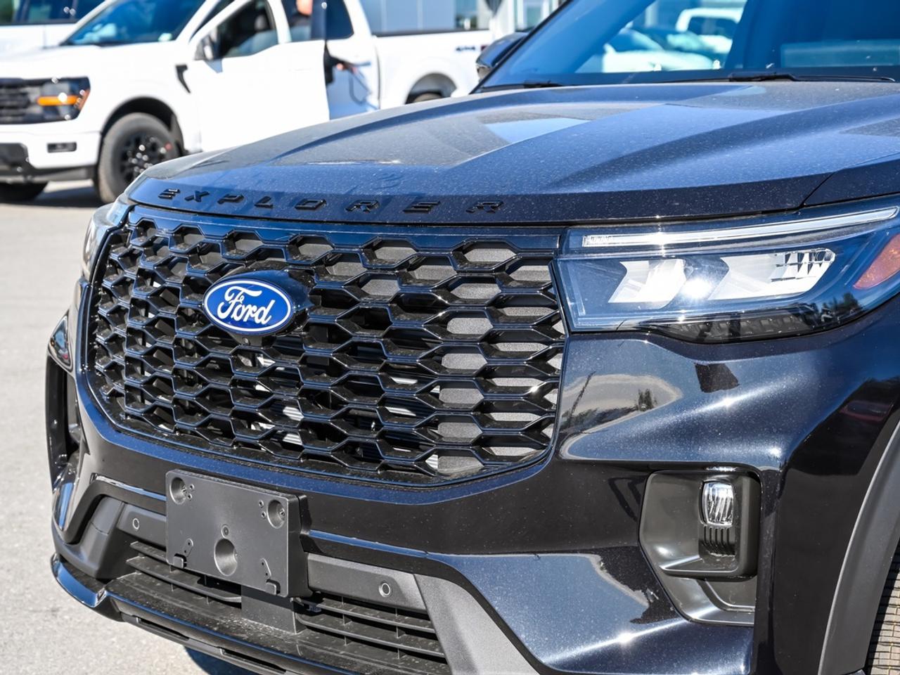 2027 Ford Explorer ST-Line Photo
