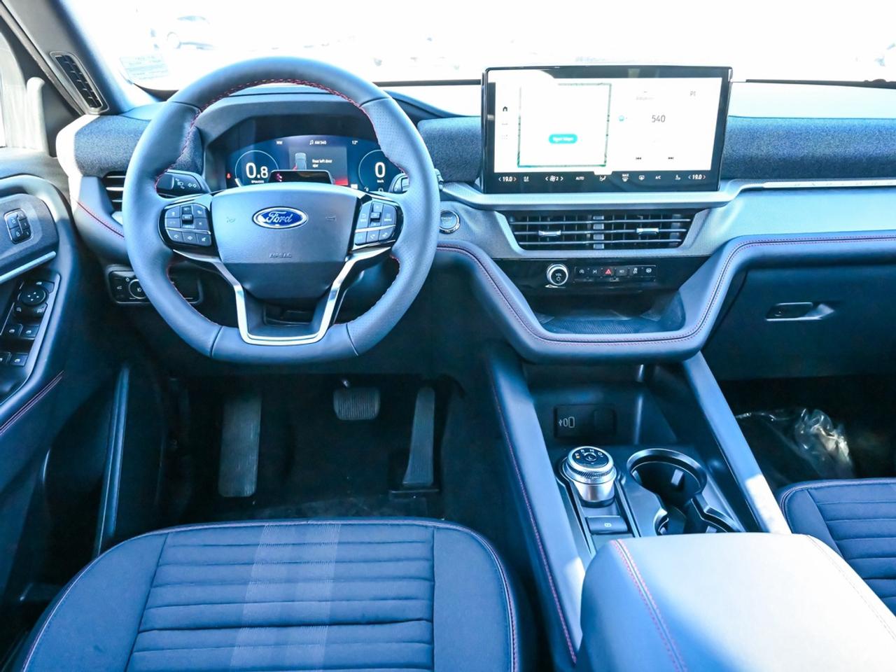 2027 Ford Explorer ST-Line Photo