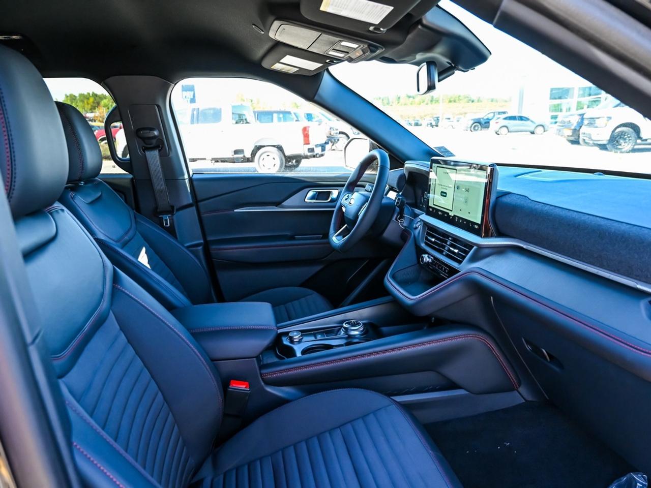 2027 Ford Explorer ST-Line Photo