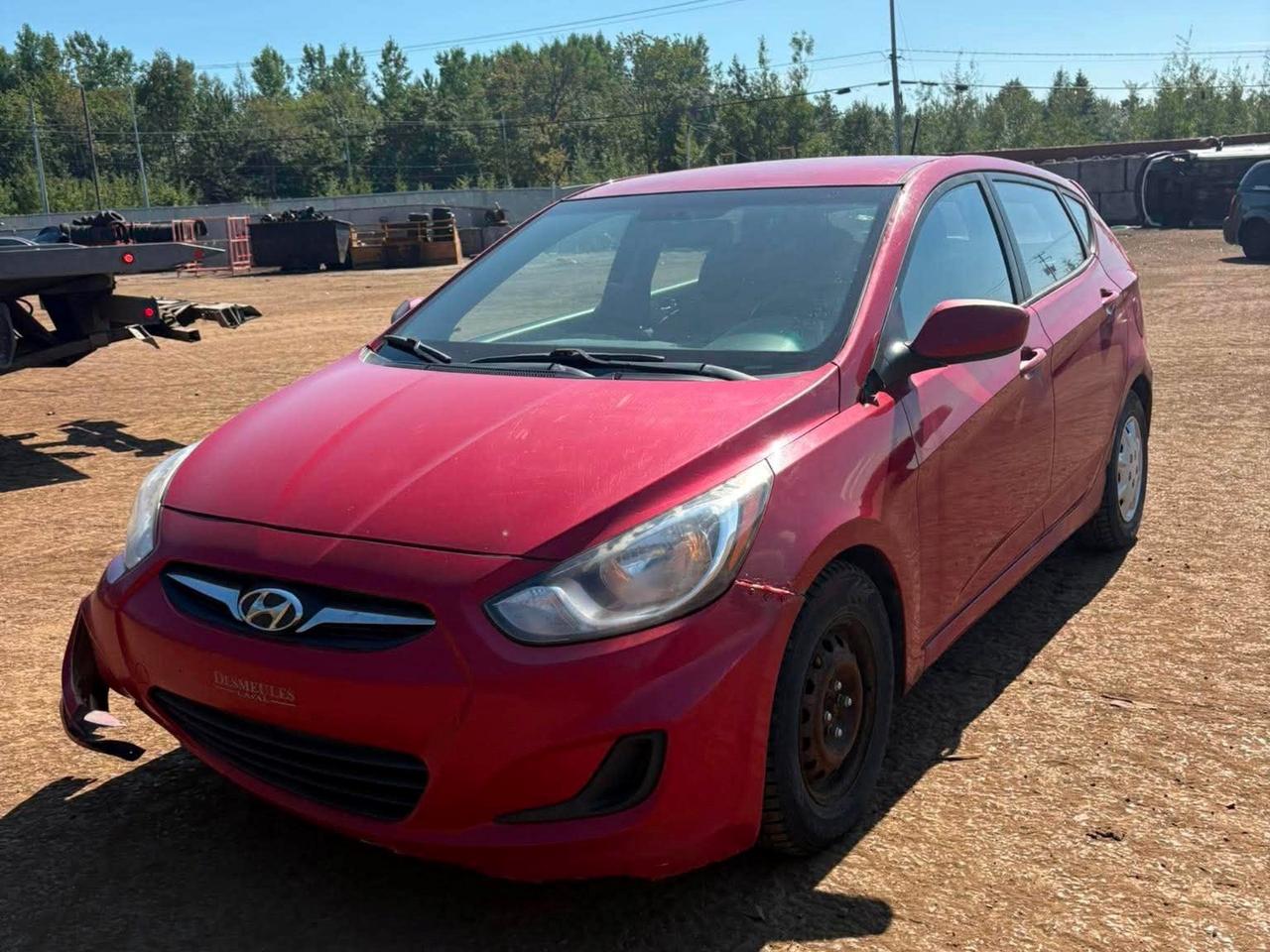 Hyundai Accent 2012 165492 Km Automatique Vitre manuel Pas daire climatisé À prévoir Bumper avant à changer Rouille contour daile Rouille bas de caisse Niv 008587 IDEAL POUR BRICOLEUR Prendre rendez-vous avant tout déplacement Véhicule vendu sans garantie. Idéal pour un projet mécanique ou pour les pièces. Adresse : 210, rue de Rotterdam, Saint-Augustin-de-Desmaures, QC Heures douverture : Ouvert 7 jours sur 7, de 9 h à 16 h30.