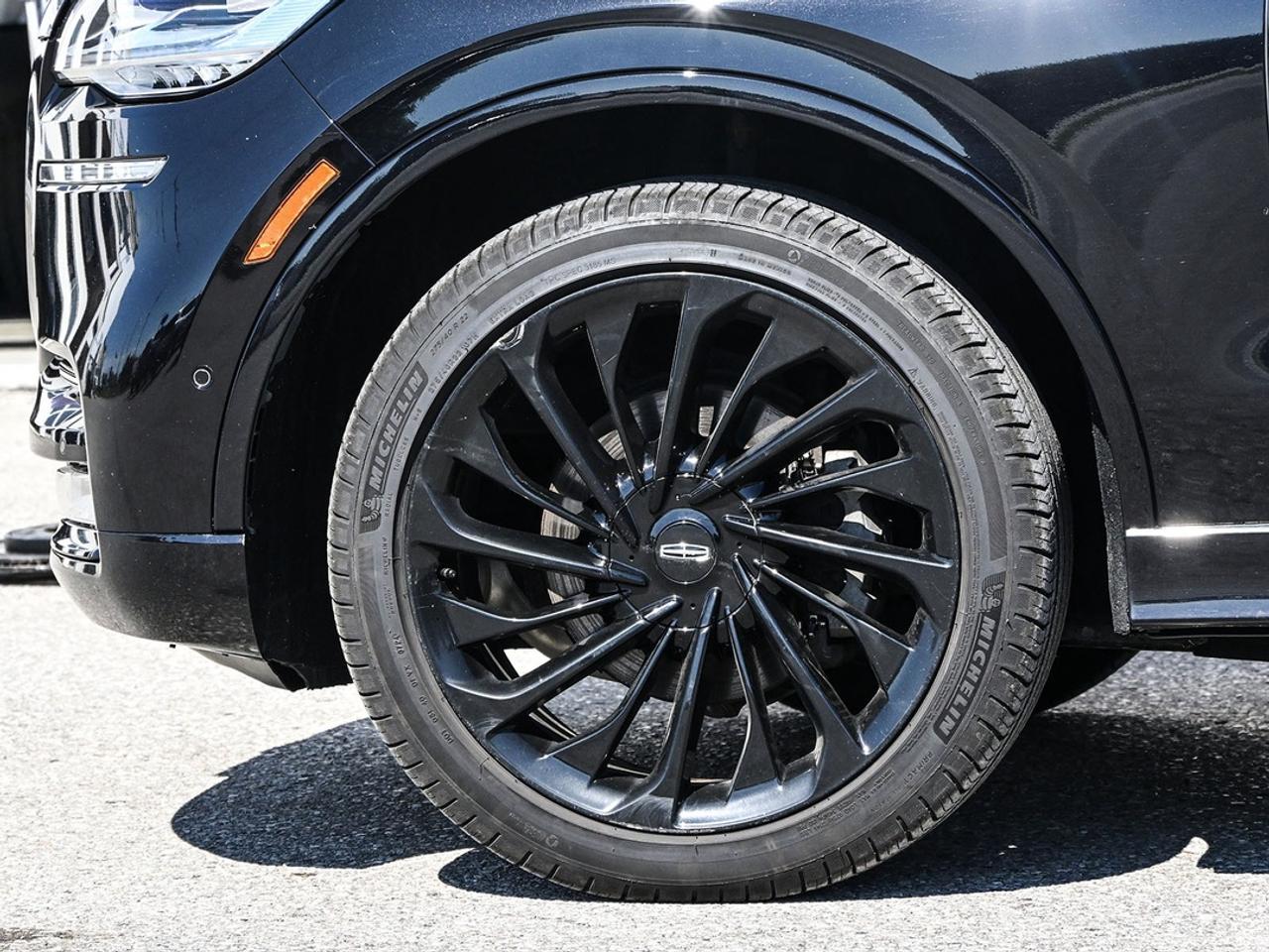2021 Lincoln Aviator Reserve Photo