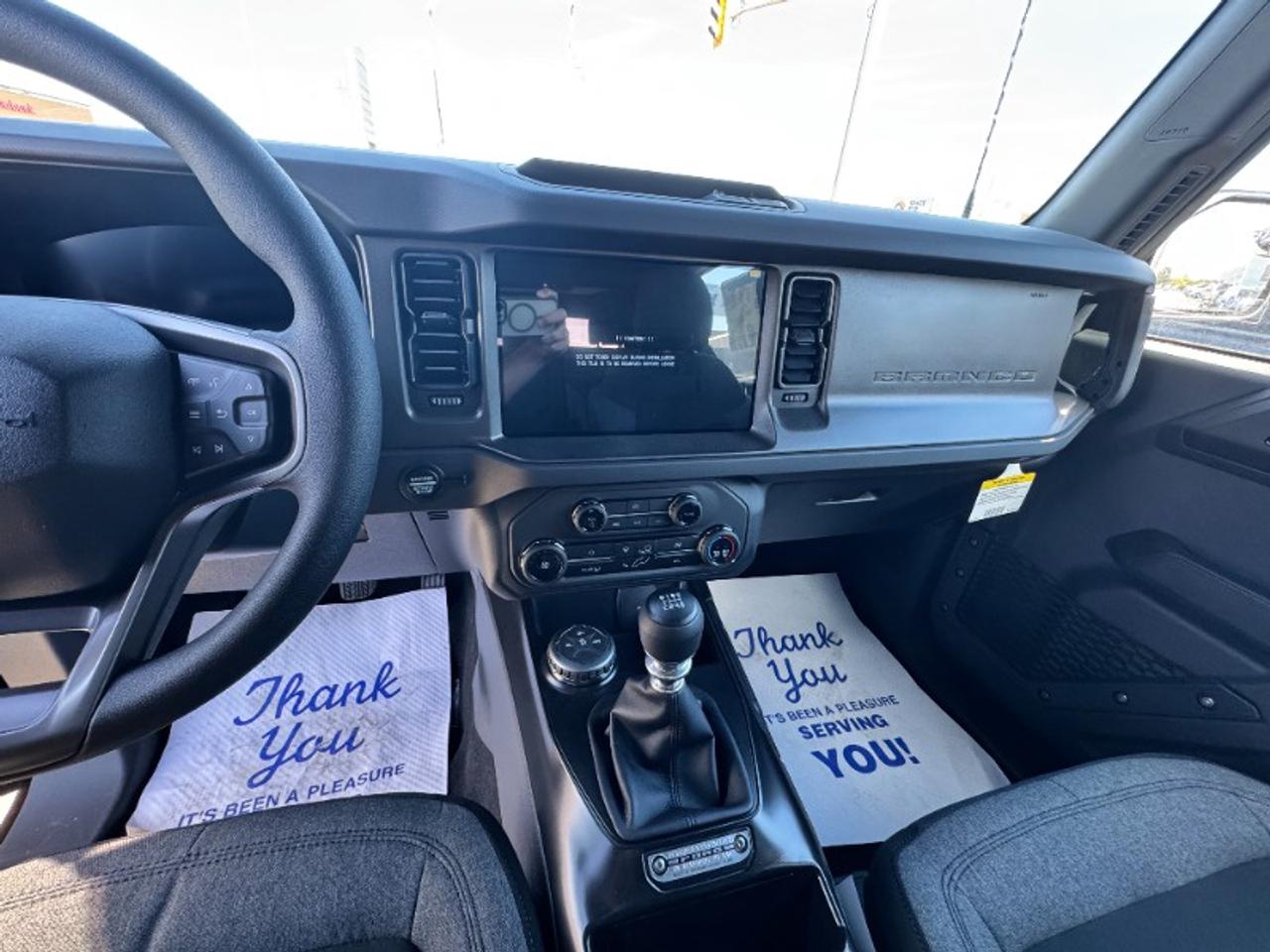 2025 Ford Bronco Base Photo