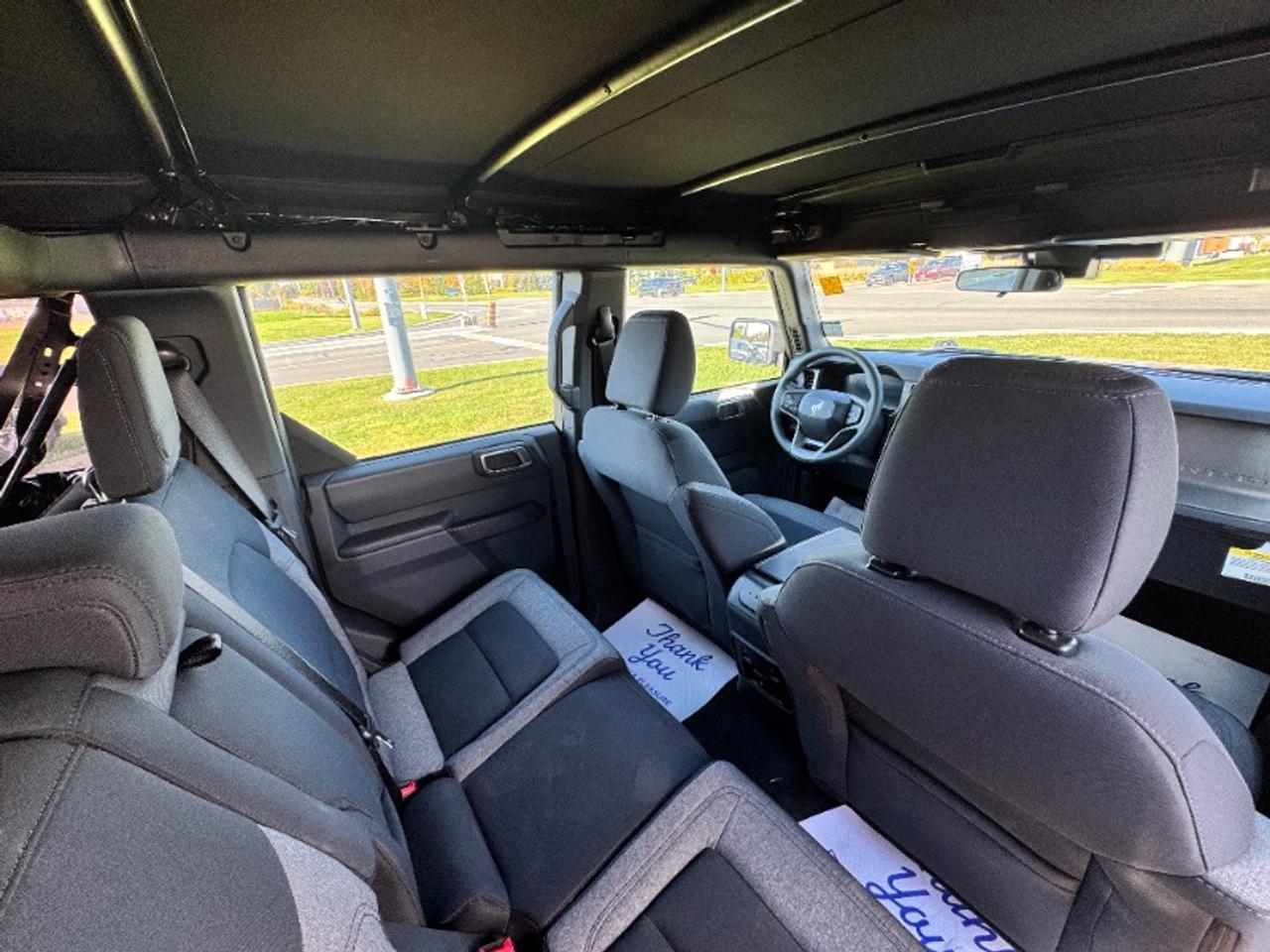 2025 Ford Bronco Base Photo