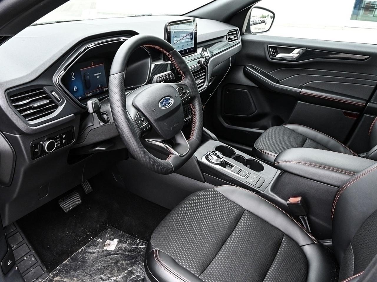 2025 Ford Escape ST-Line Photo