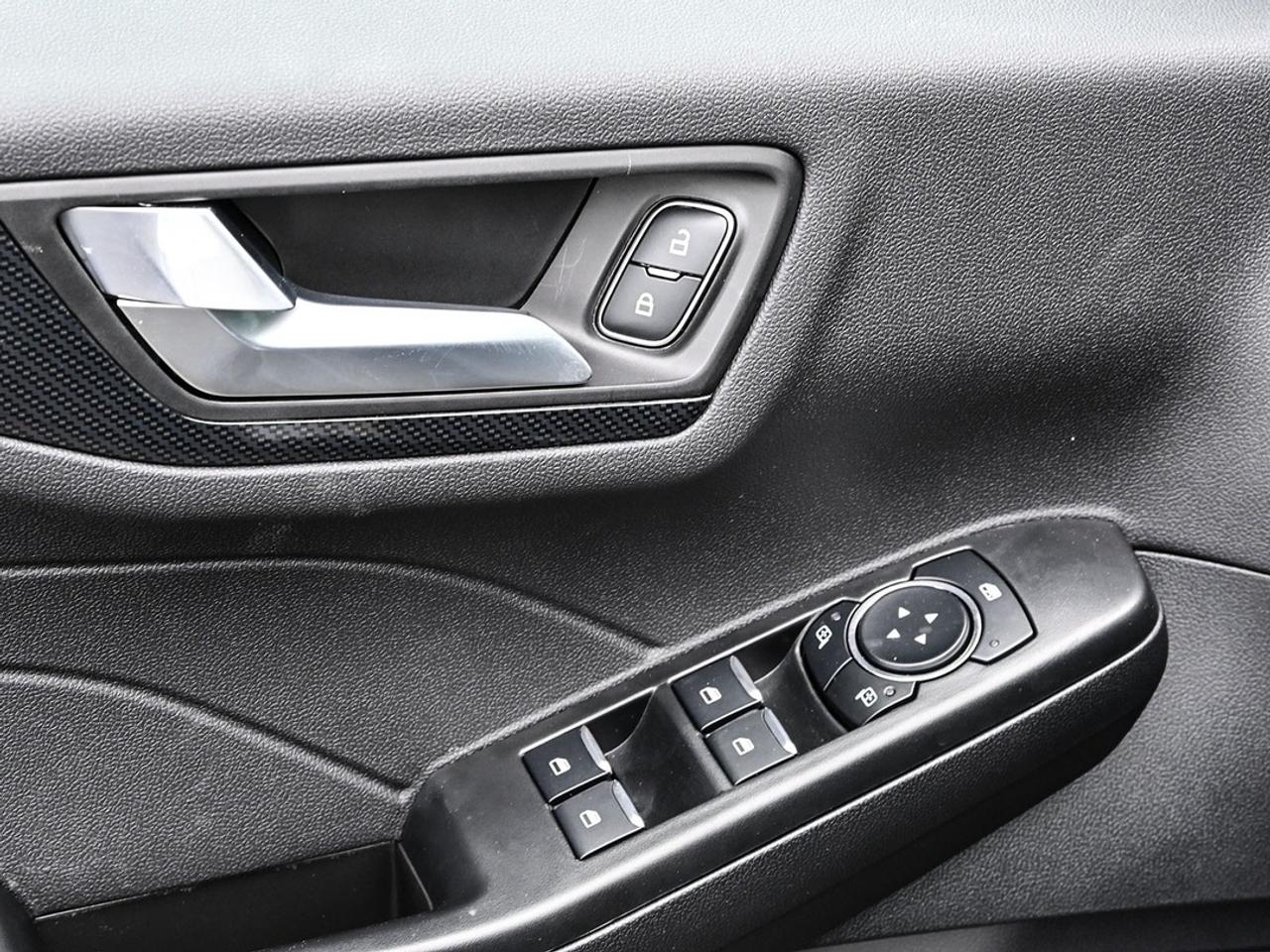 2025 Ford Escape ST-Line Photo