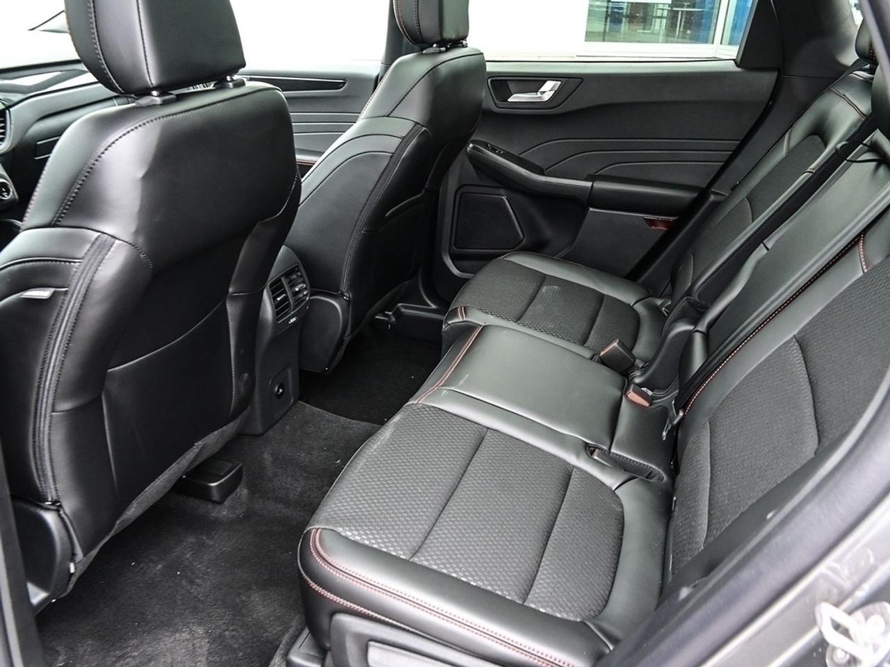 2025 Ford Escape ST-Line Photo