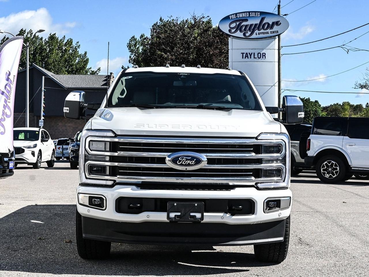 2026 Ford F-250 Super Duty SRW Platinum Photo