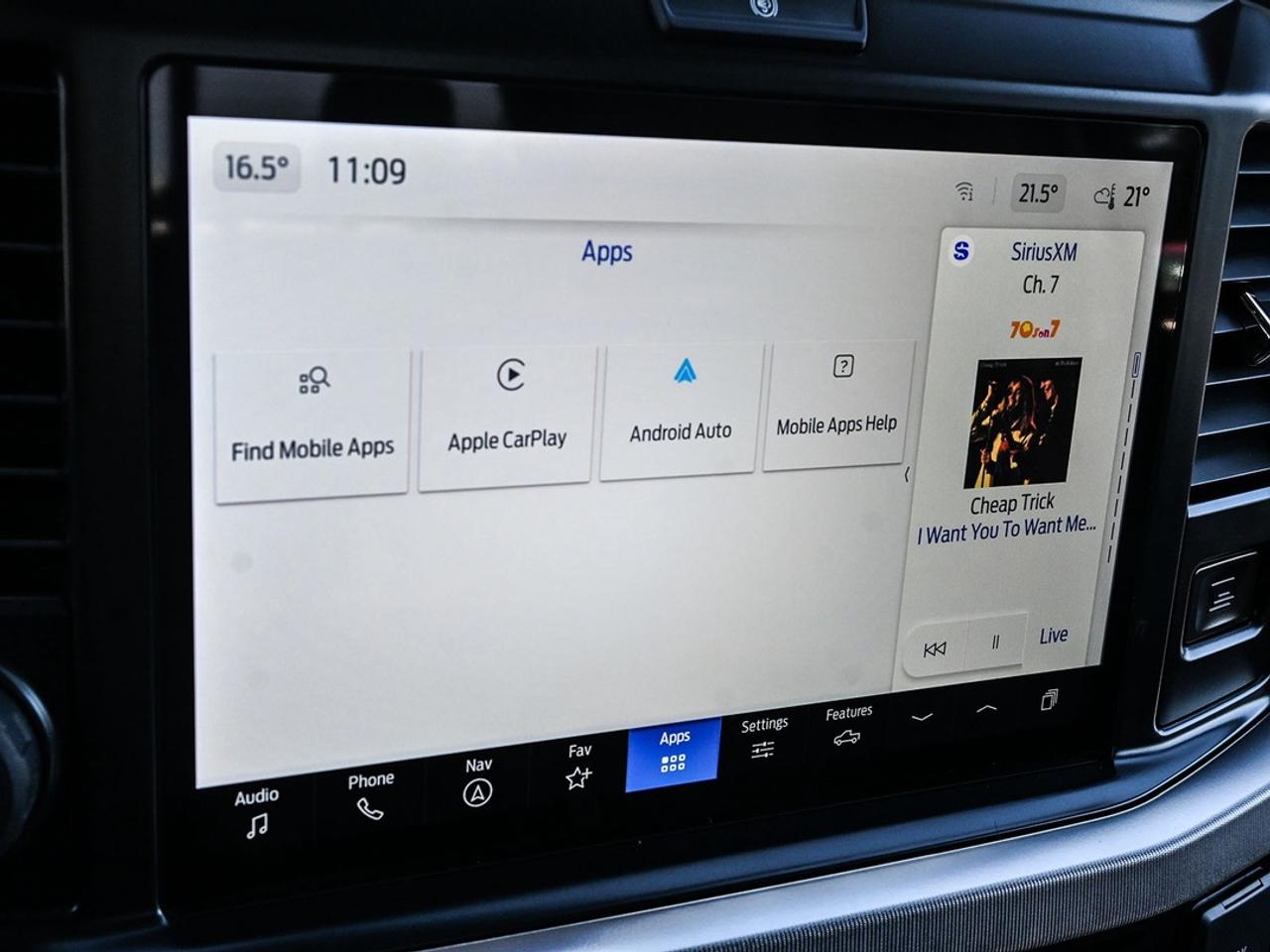 2026 Ford F-250 Super Duty SRW Platinum Photo