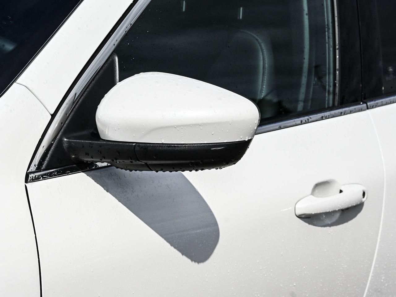 2025 Ford Escape Platinum Photo
