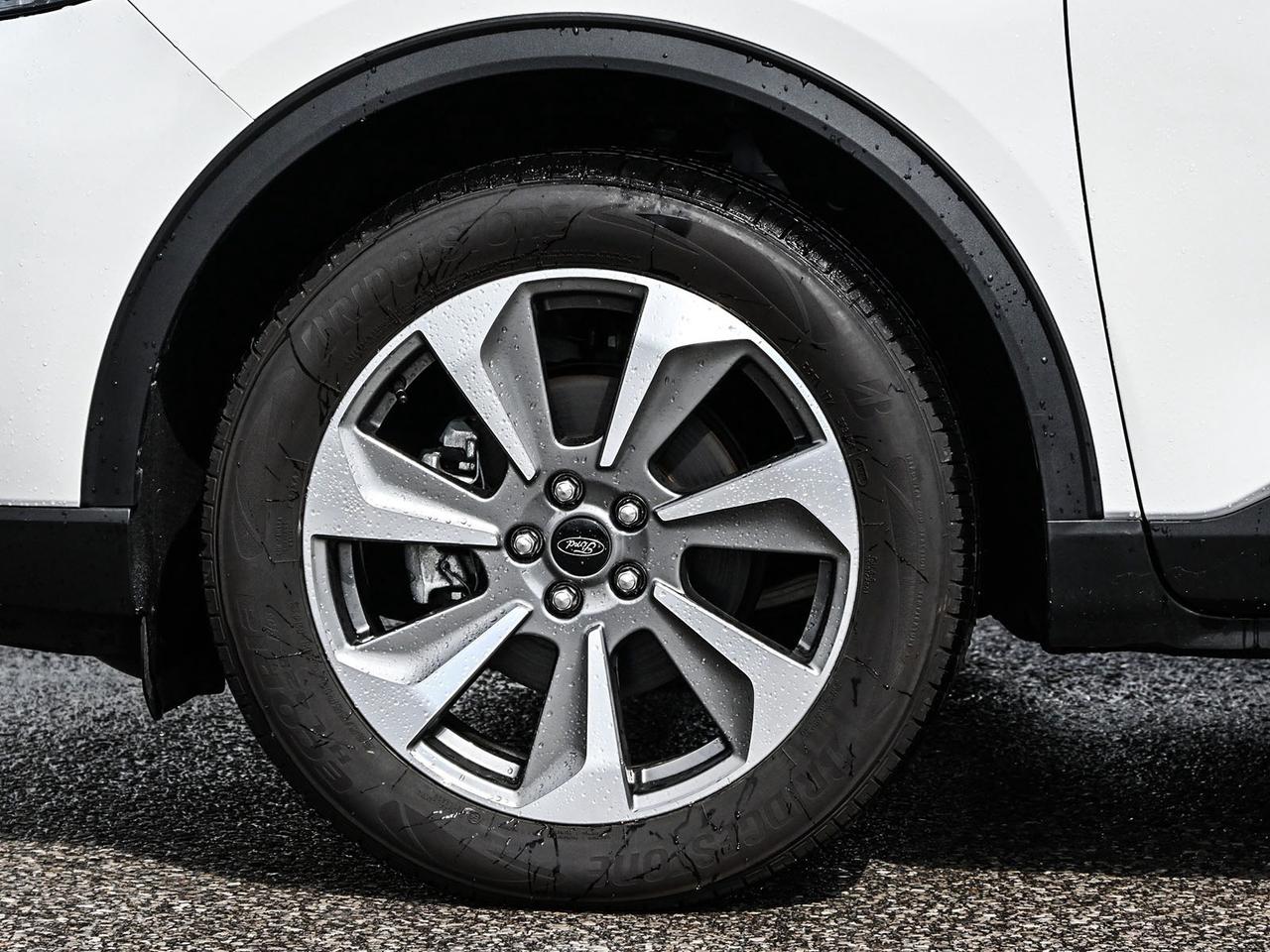 2025 Ford Escape Platinum Photo