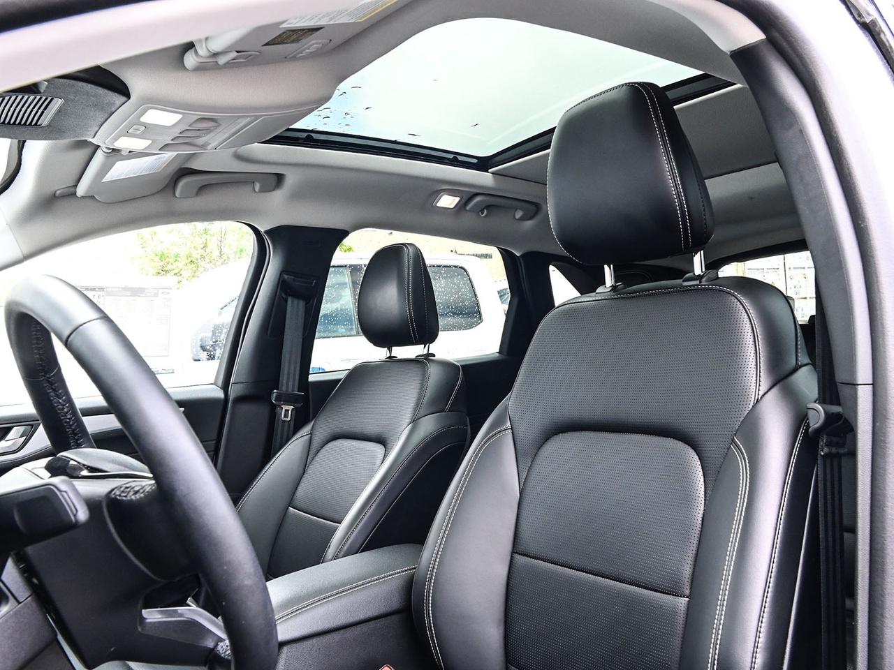 2025 Ford Escape Platinum Photo