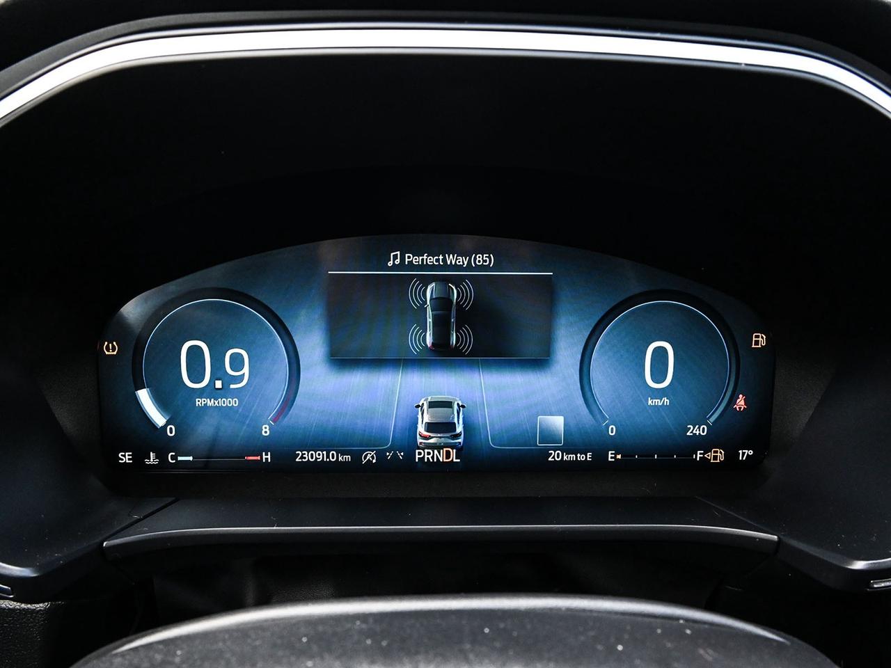 2025 Ford Escape Platinum Photo