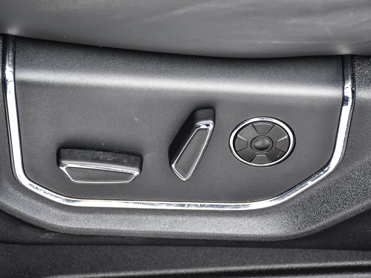 2022 Ford Expedition Platinum Photo