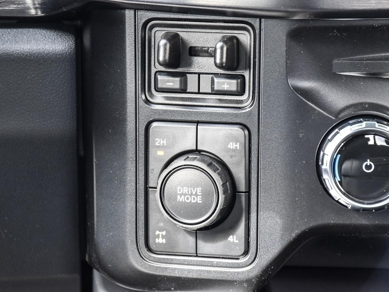 2026 Ford F-250 Super Duty SRW Lariat Photo