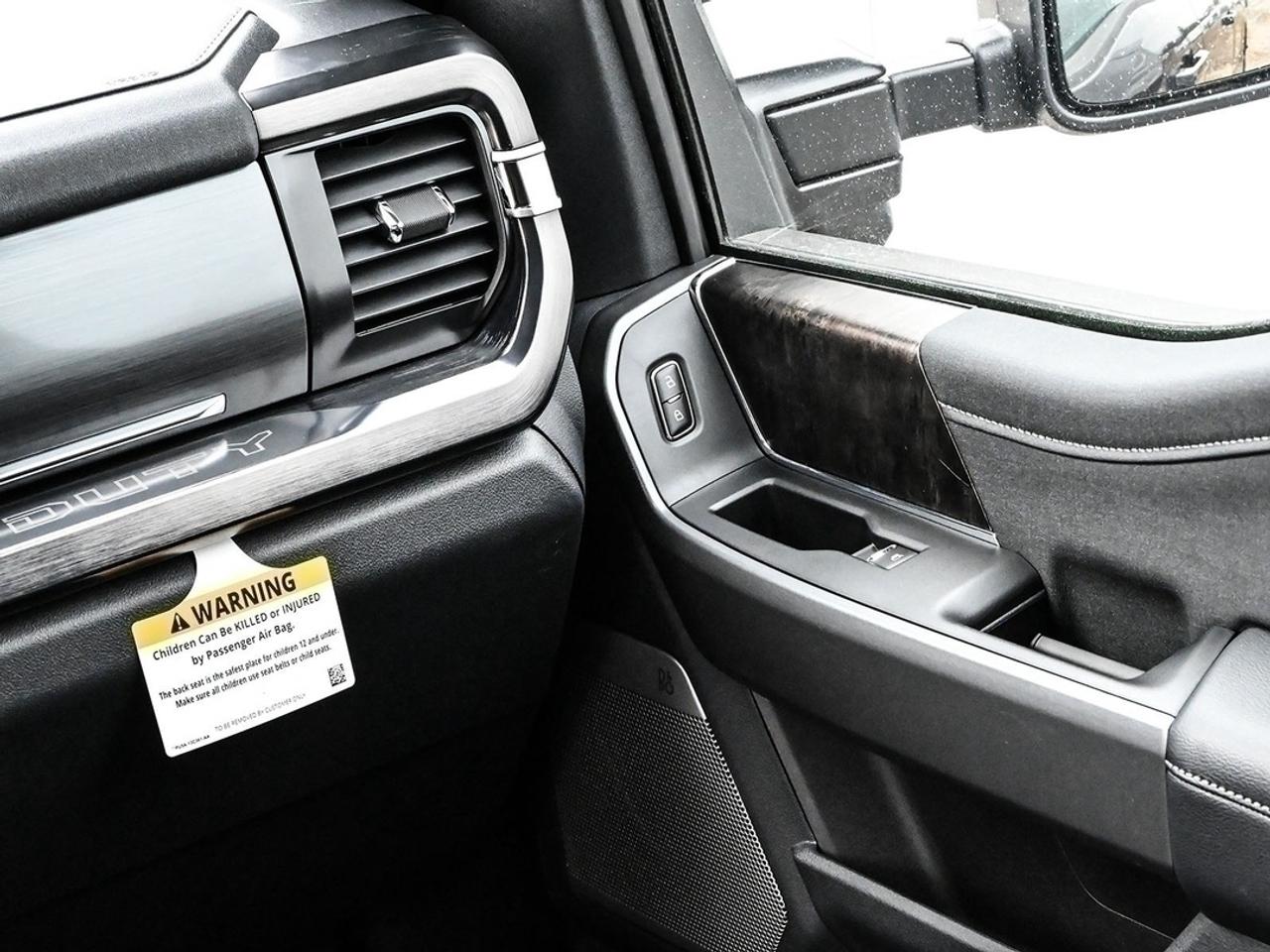 2026 Ford F-250 Super Duty SRW Lariat Photo