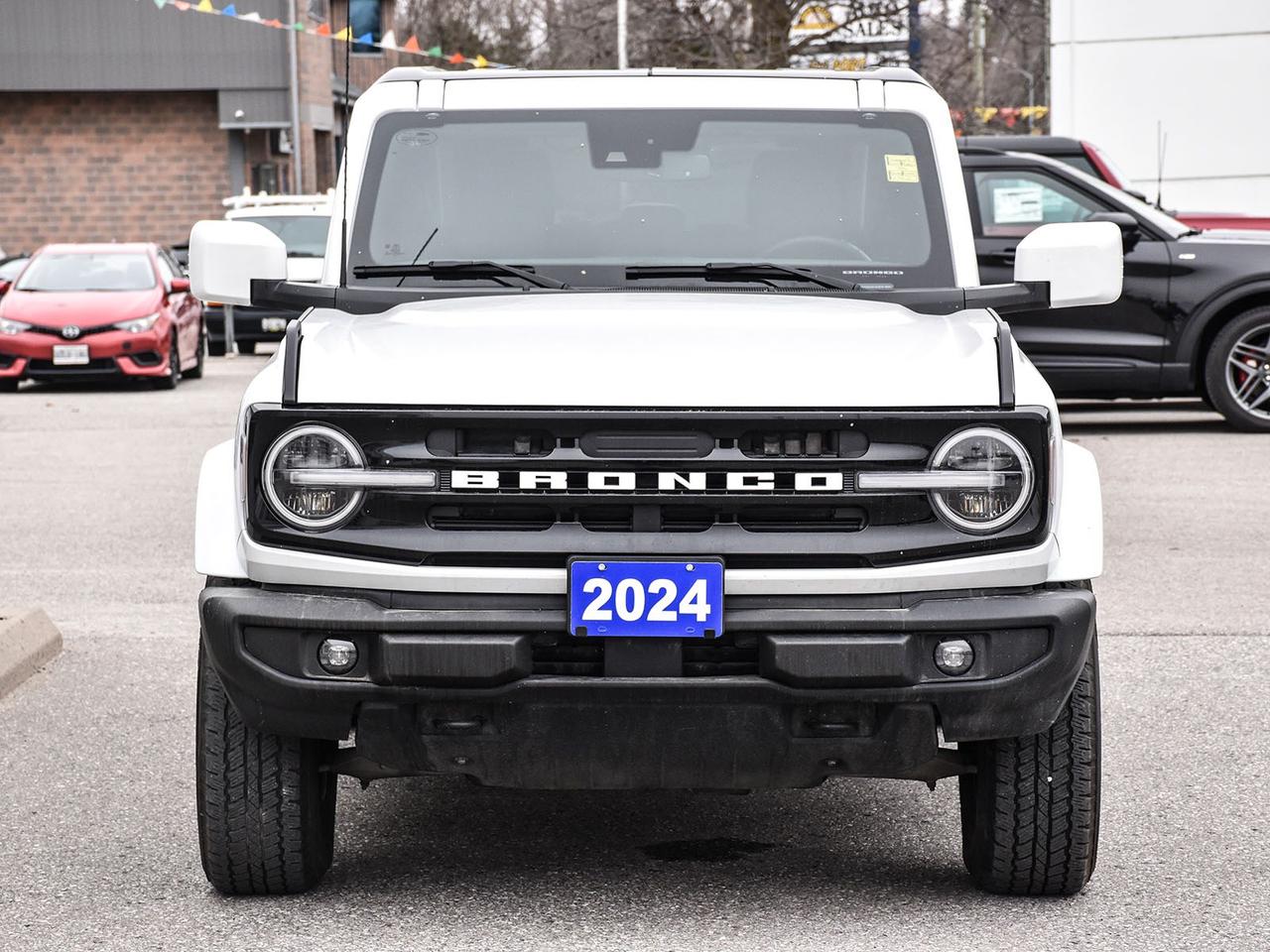 2024 Ford Bronco Outer Banks Photo
