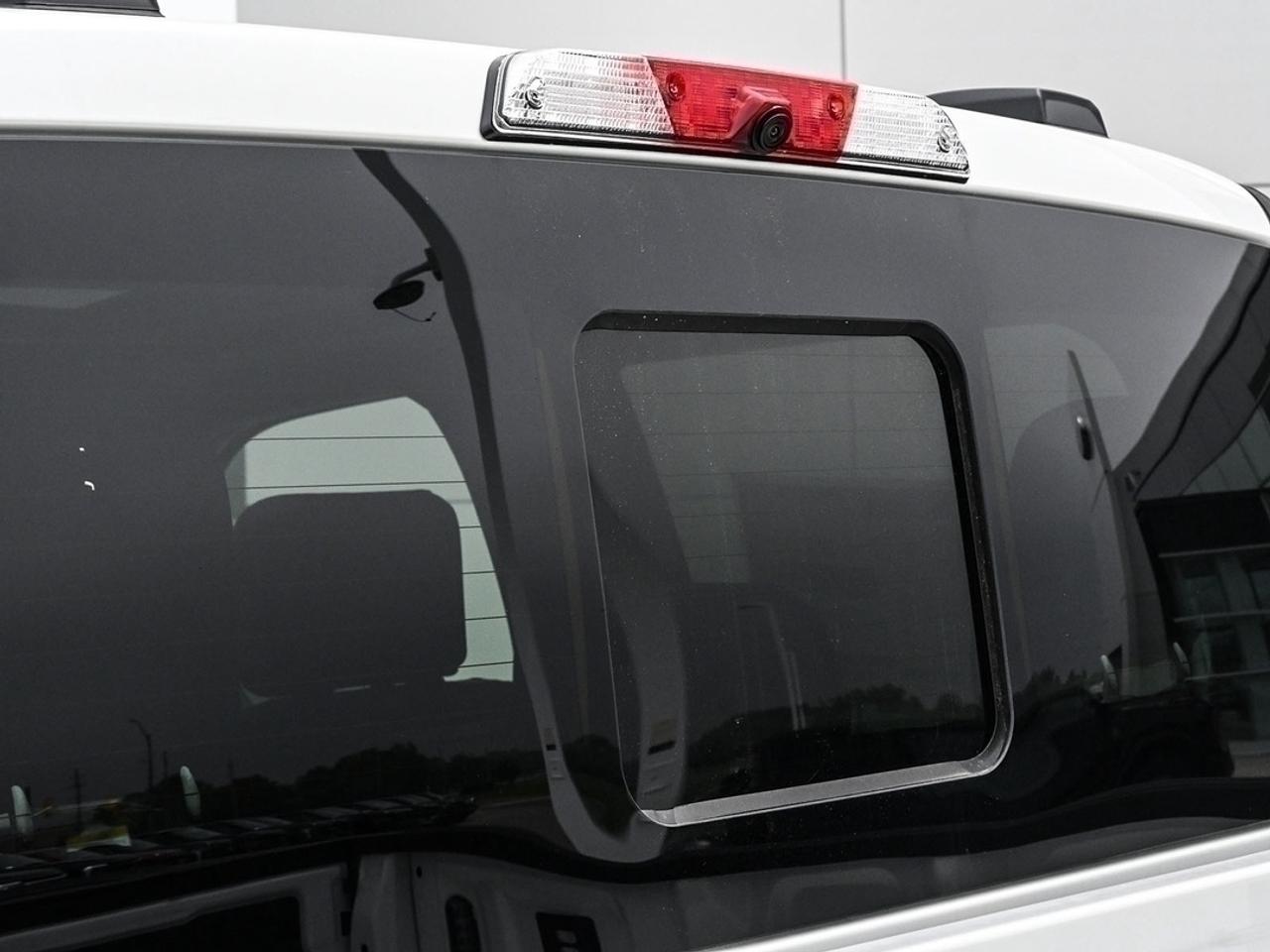 2026 Ford F-150 Platinum Photo